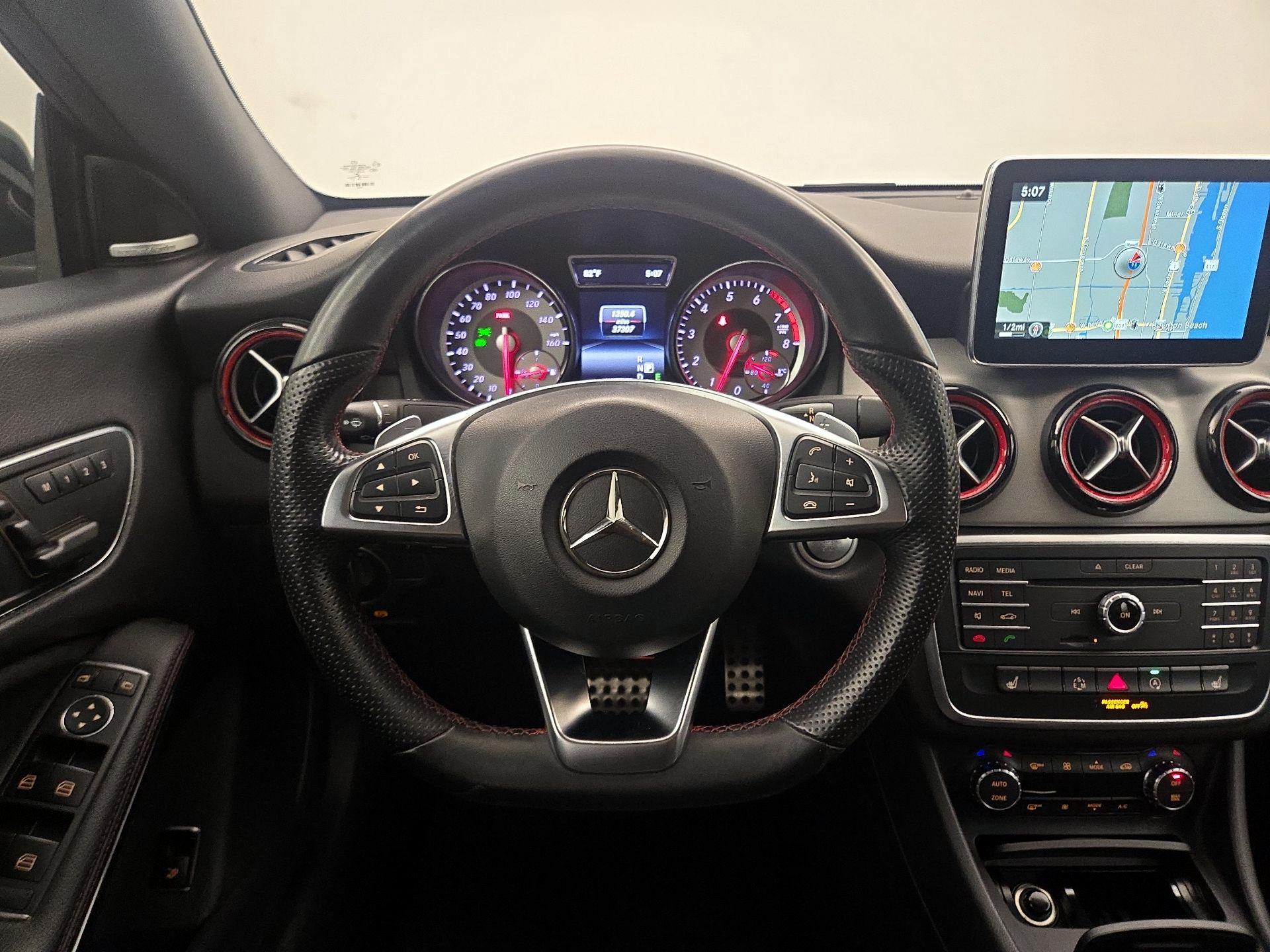 Thumbnail: 2015 Mercedes-Benz CLA - 10