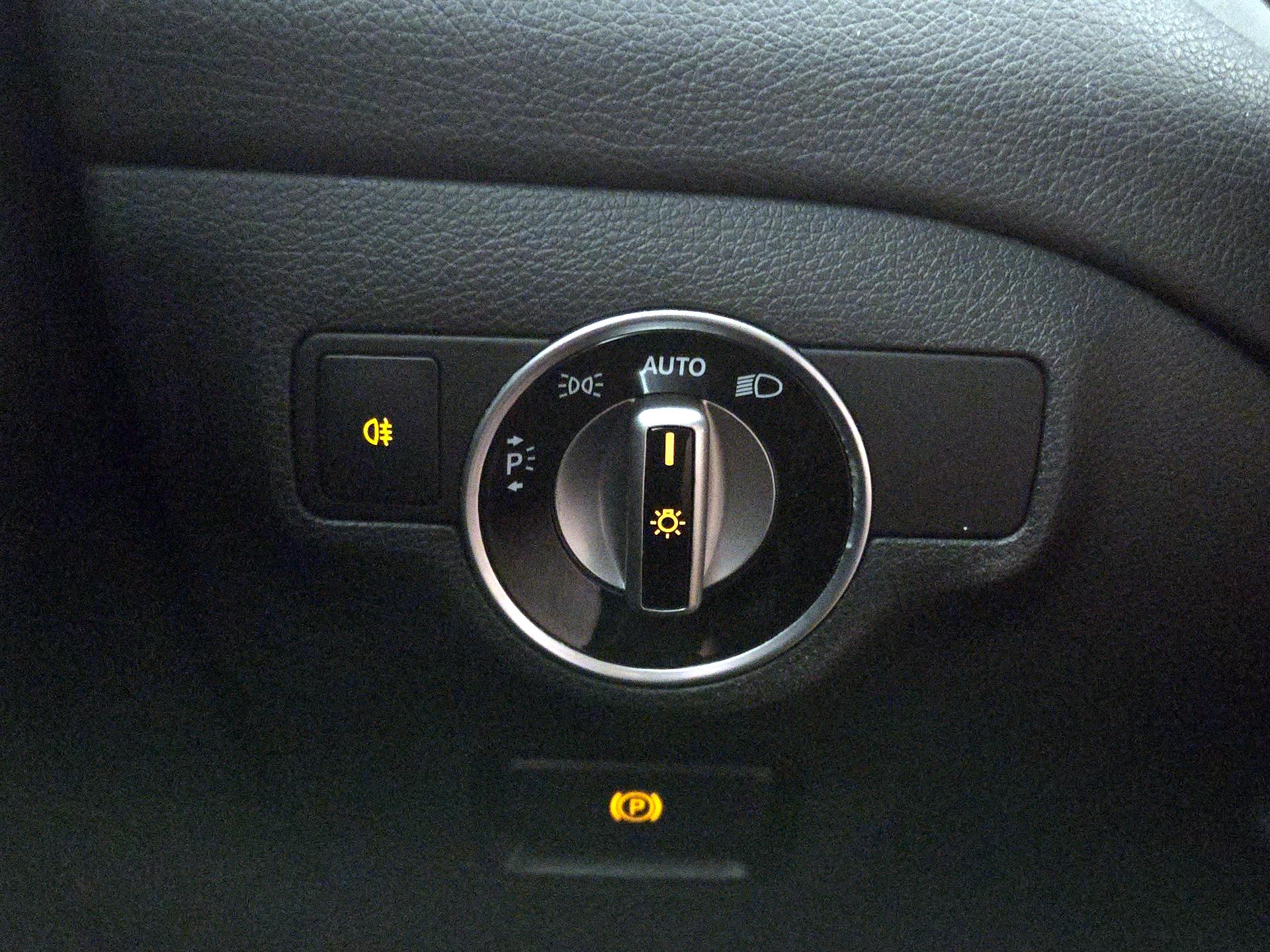 Thumbnail: 2015 Mercedes-Benz CLA - 13