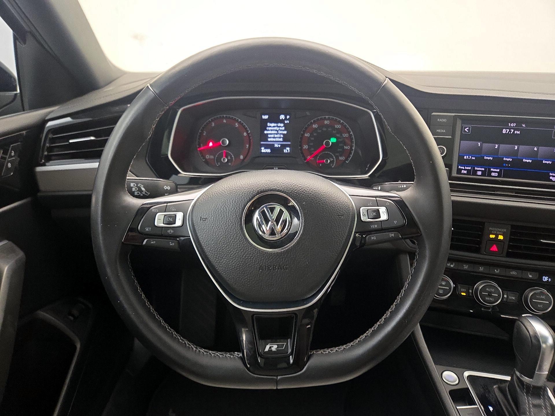 Thumbnail: 2019 Volkswagen Jetta - 10
