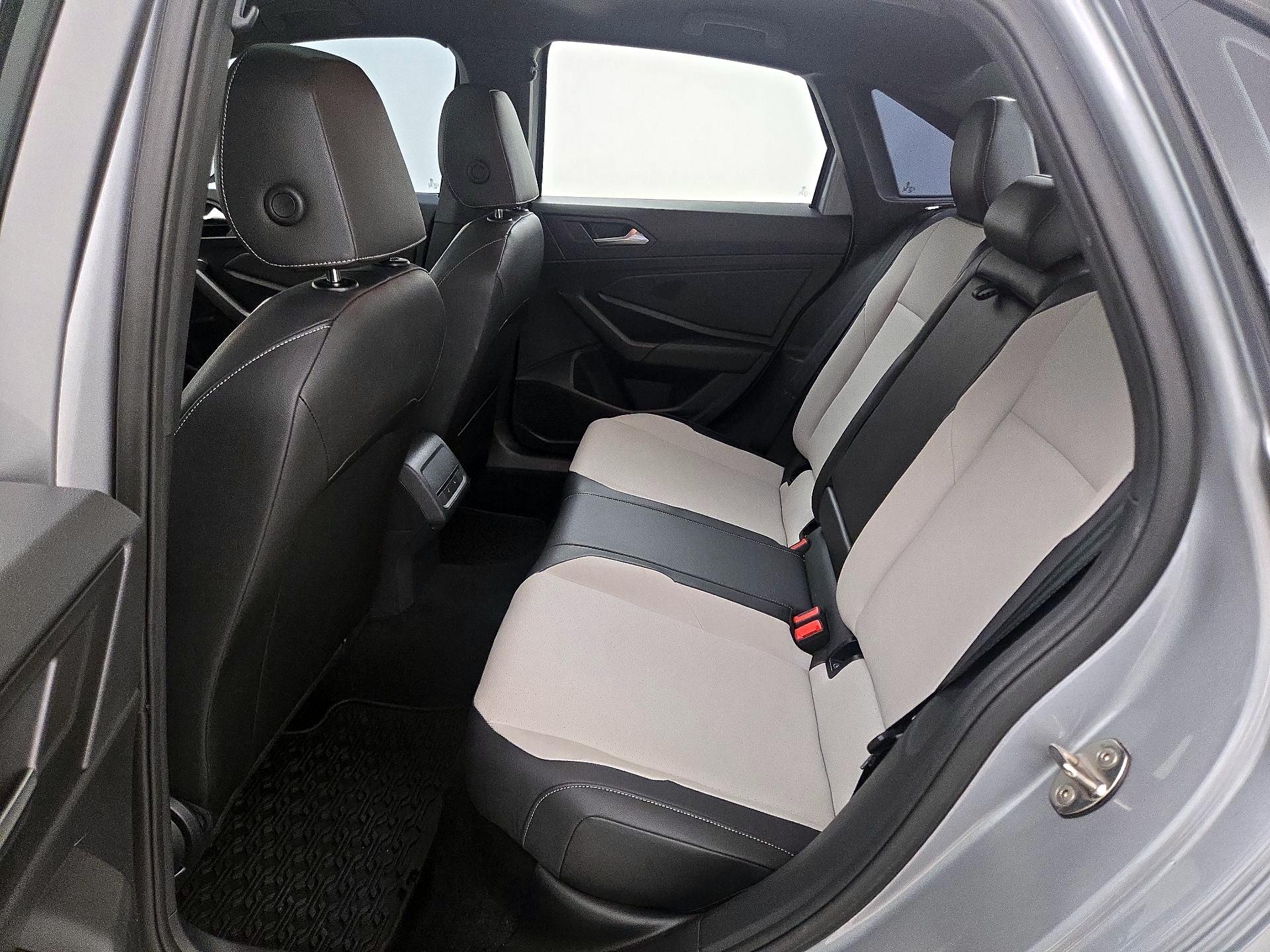 Thumbnail: 2019 Volkswagen Jetta - 20
