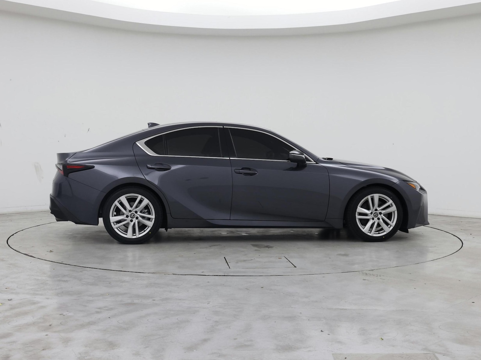 2024 Lexus IS 300 - Photo 8