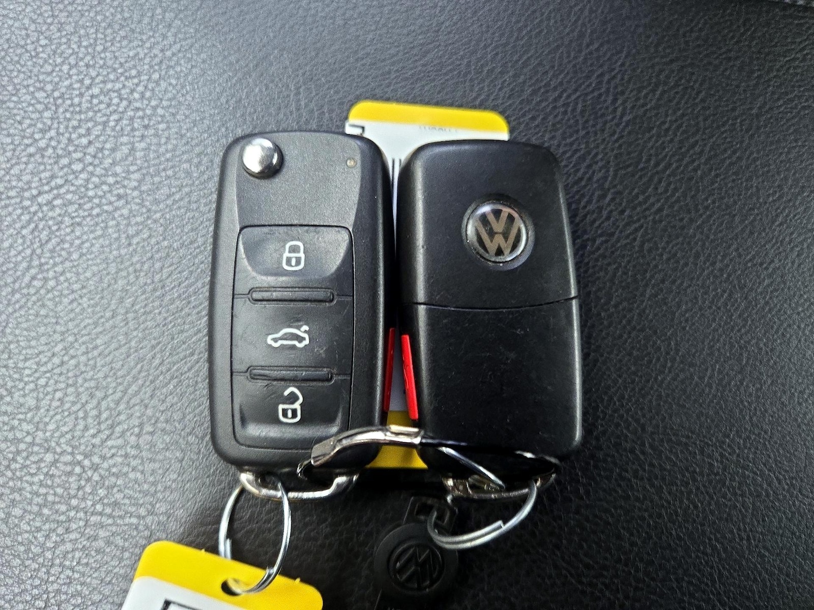 2015 Volkswagen Passat Limited Edition - Photo 23