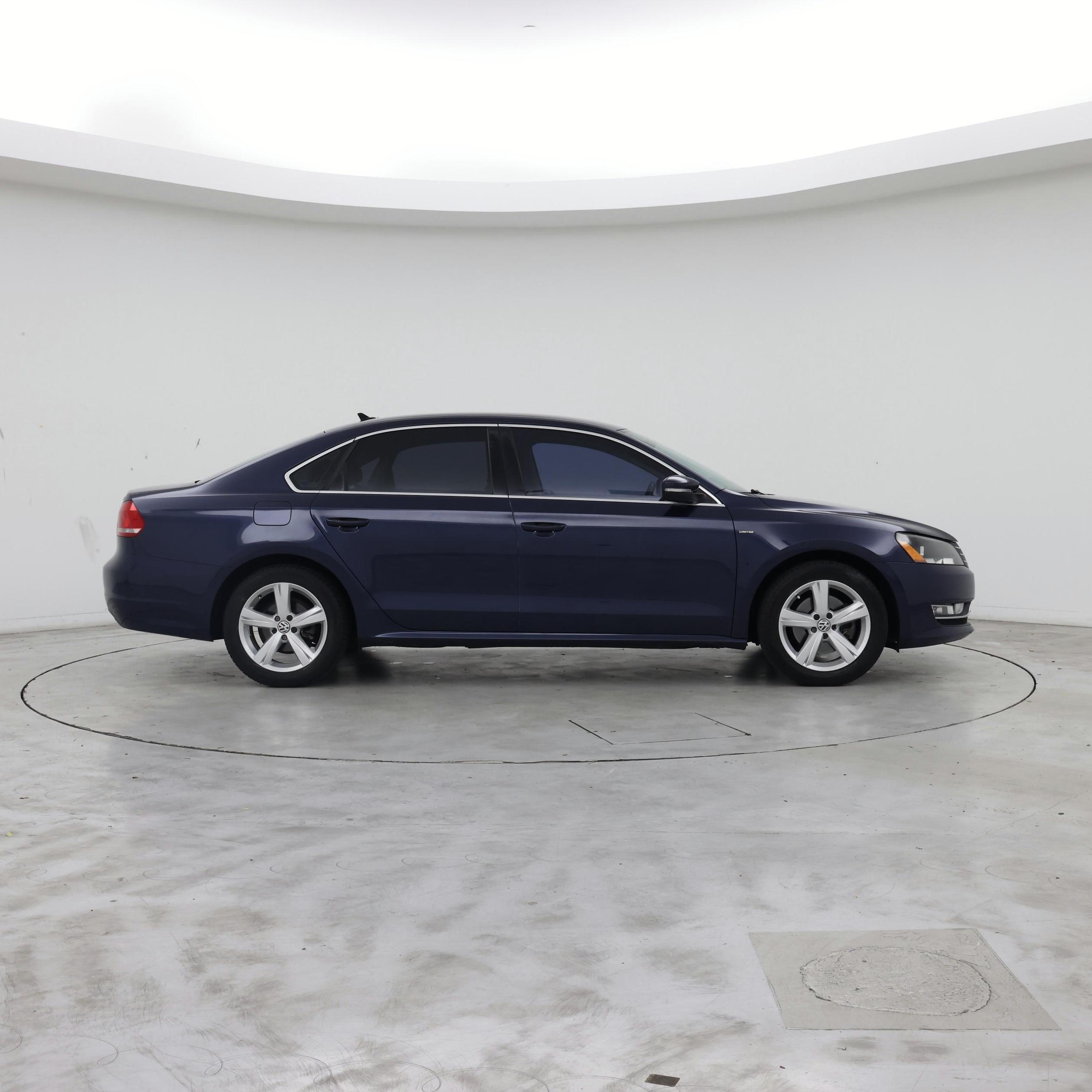 Thumbnail: 2015 Volkswagen Passat - 7