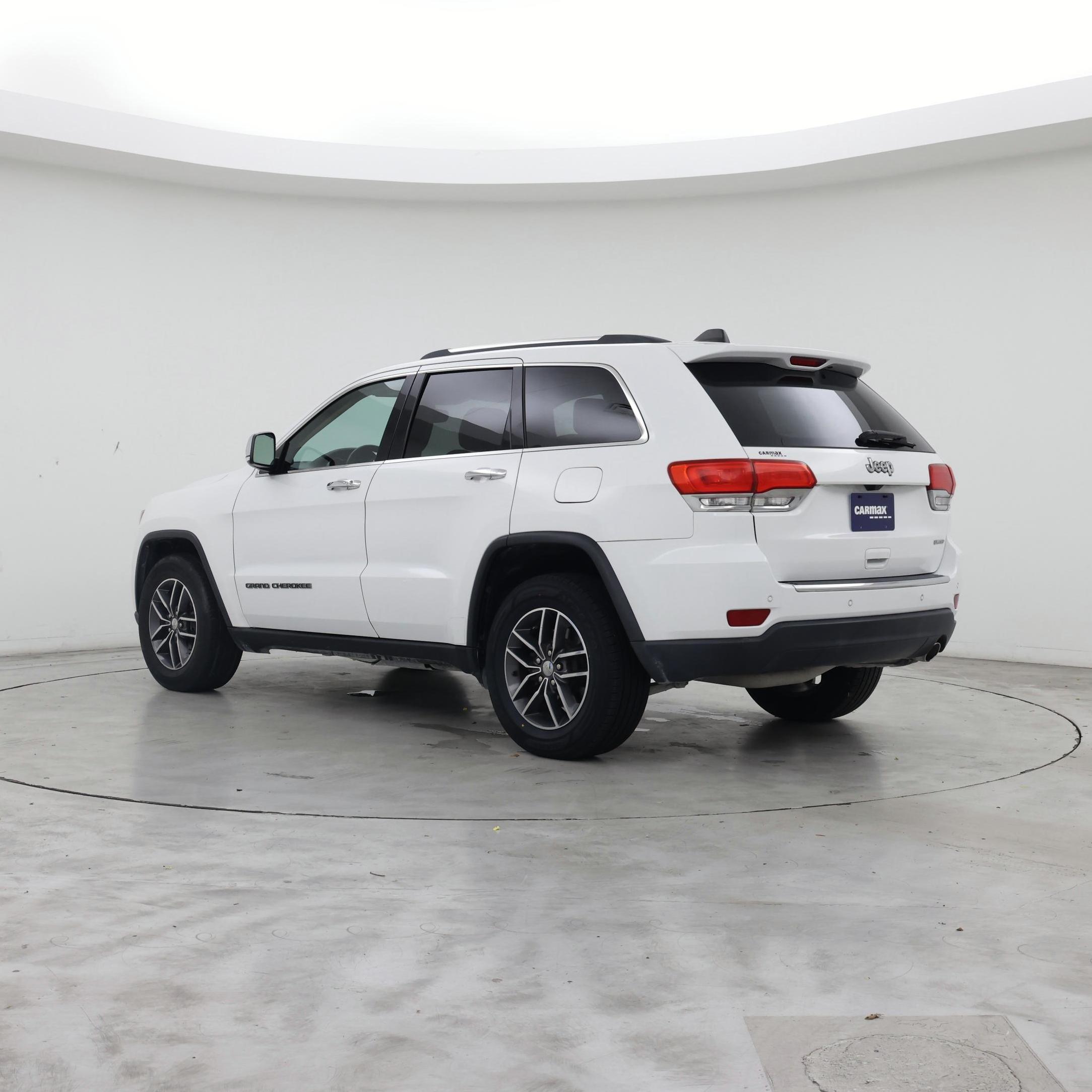 Thumbnail: 2018 Jeep Grand Cherokee - 2