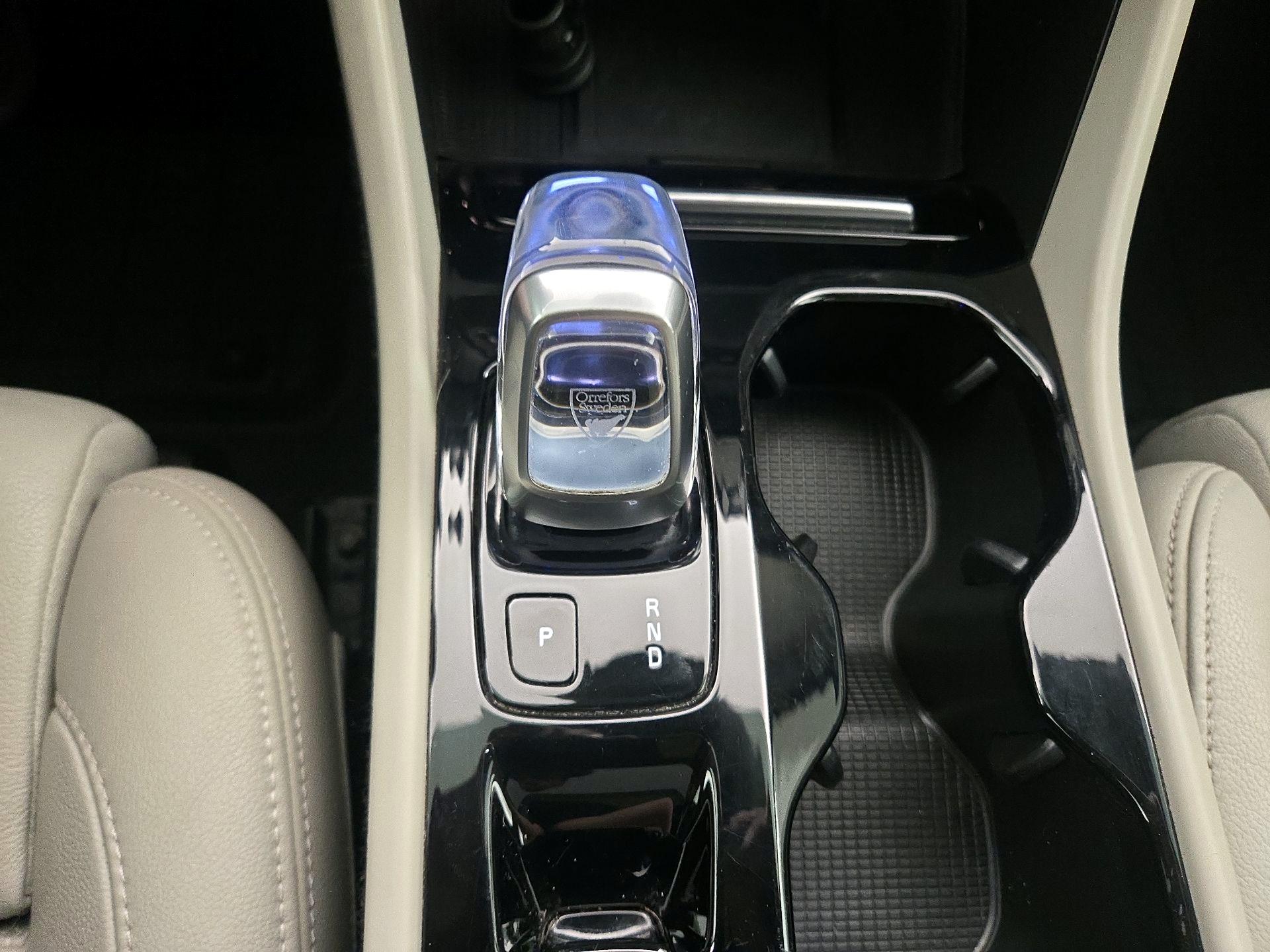 Thumbnail: 2020 Volvo XC40 - 18