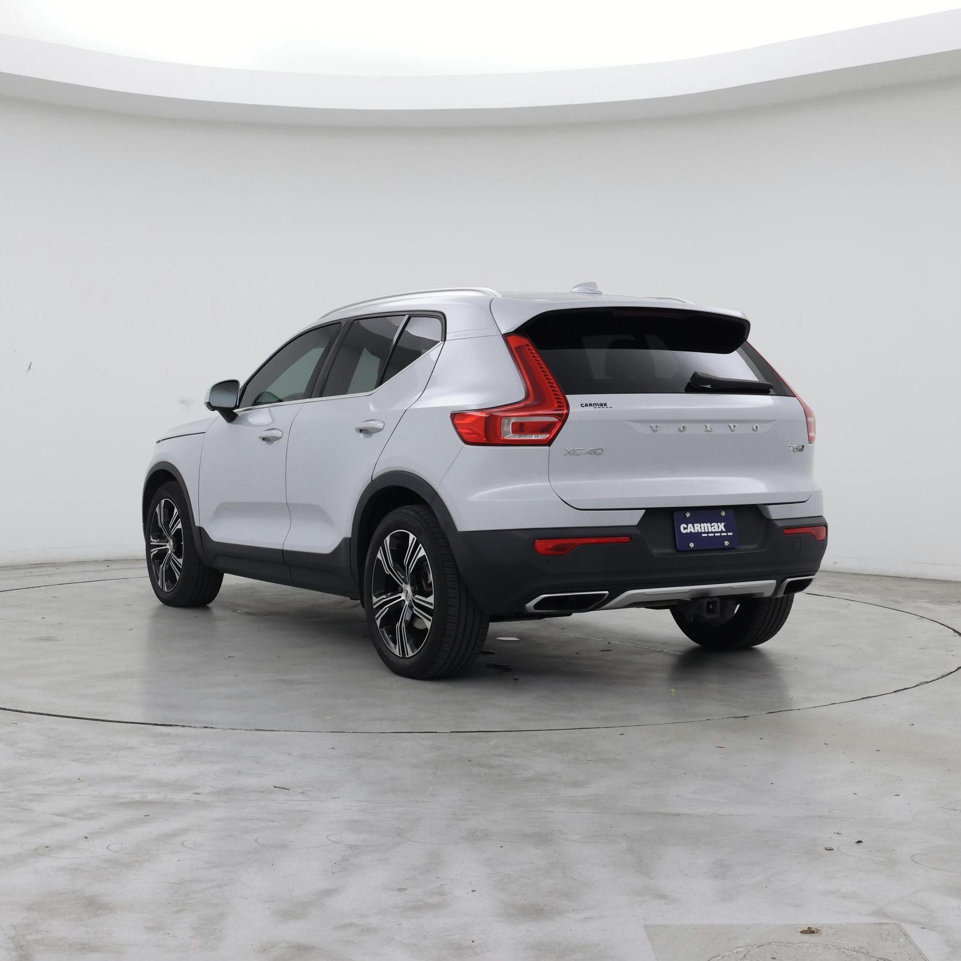 Thumbnail: 2020 Volvo XC40 - 2