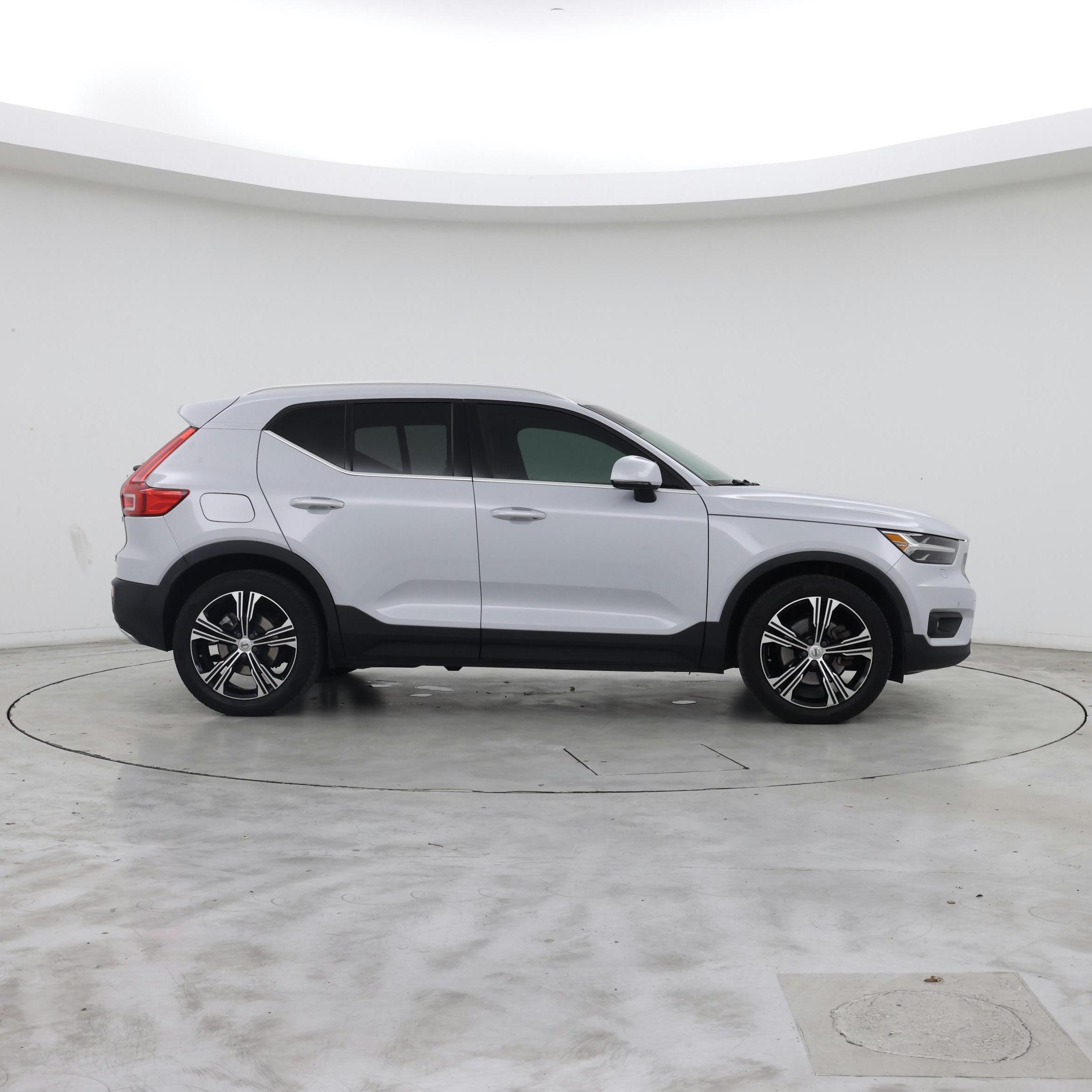 Thumbnail: 2020 Volvo XC40 - 7