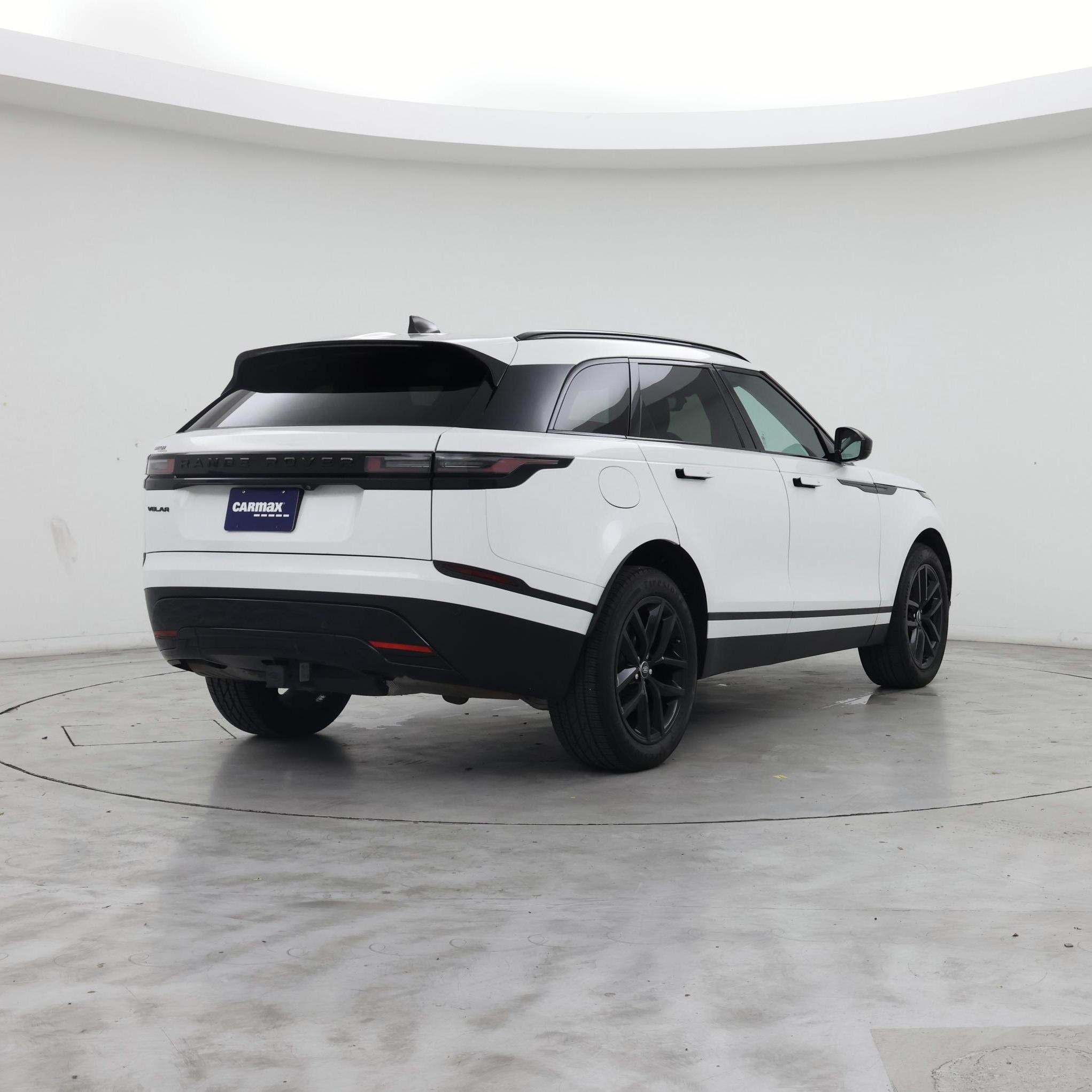 Thumbnail: 2024 Land Rover Range Rover Velar - 8