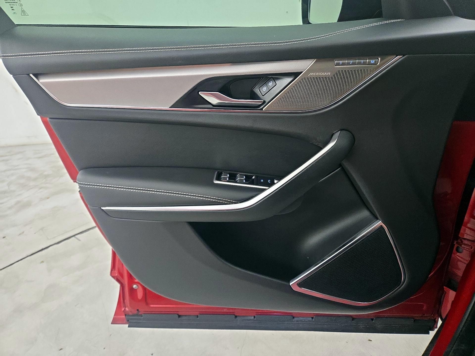 Thumbnail: 2024 Jaguar F-Pace - 12