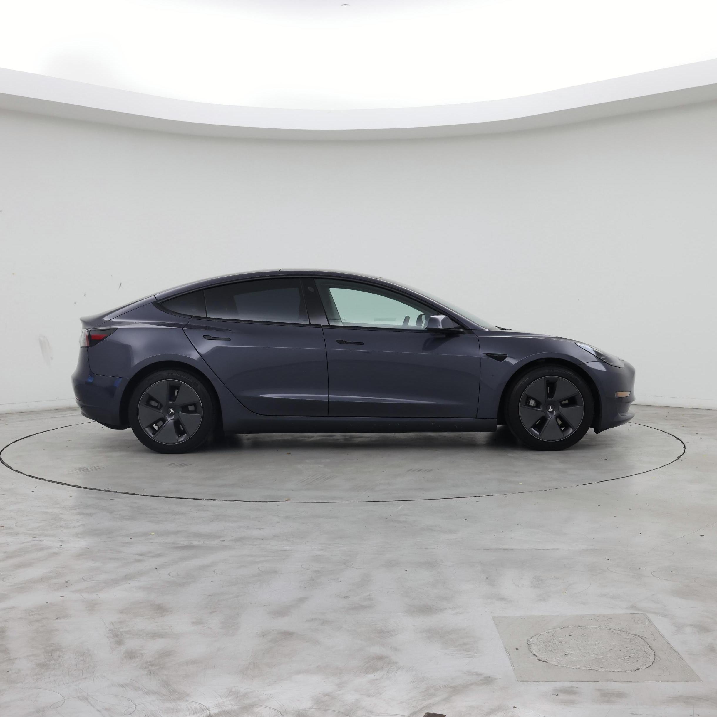 Thumbnail: 2022 Tesla Model 3 - 7