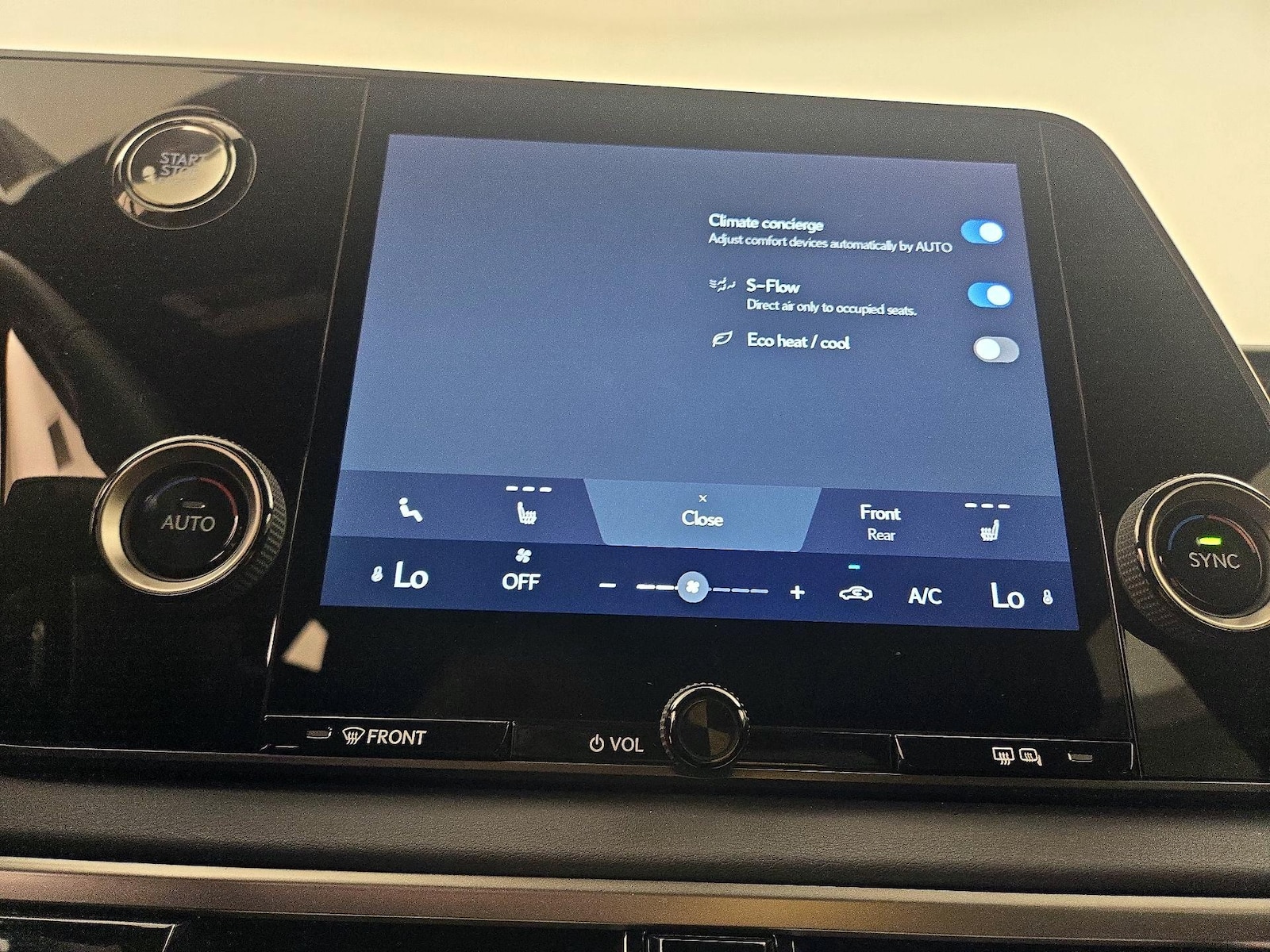 2025 Lexus RX 350 - Photo 17