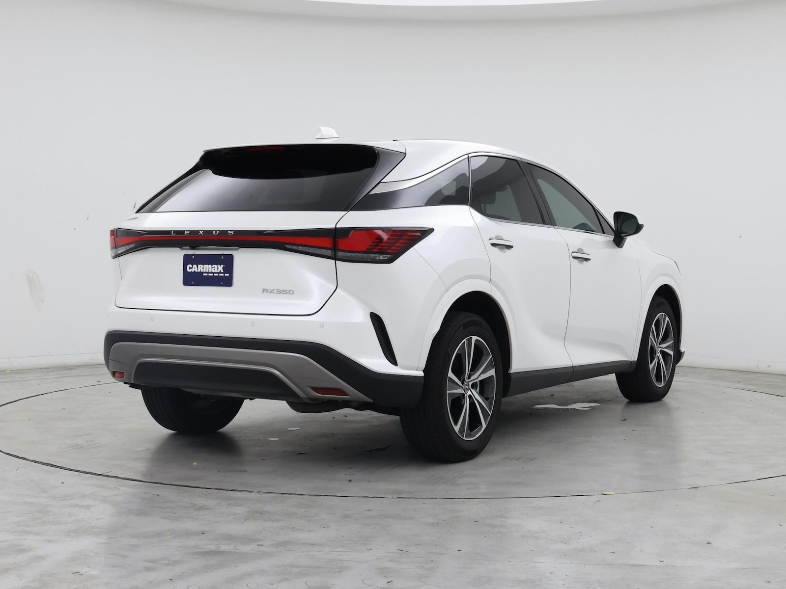 2025 Lexus RX 350 - Photo 9