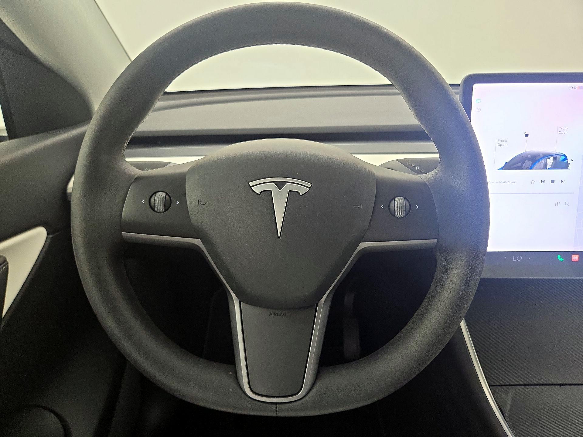 Thumbnail: 2021 Tesla Model Y - 10
