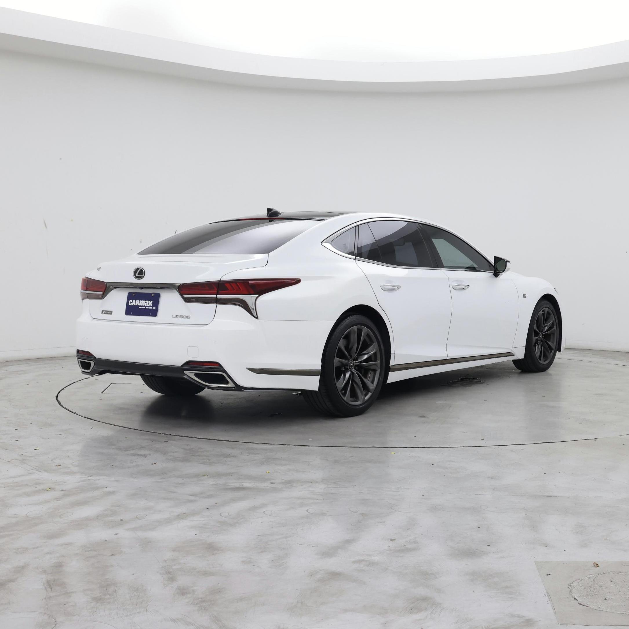 Thumbnail: 2018 Lexus LS - 8