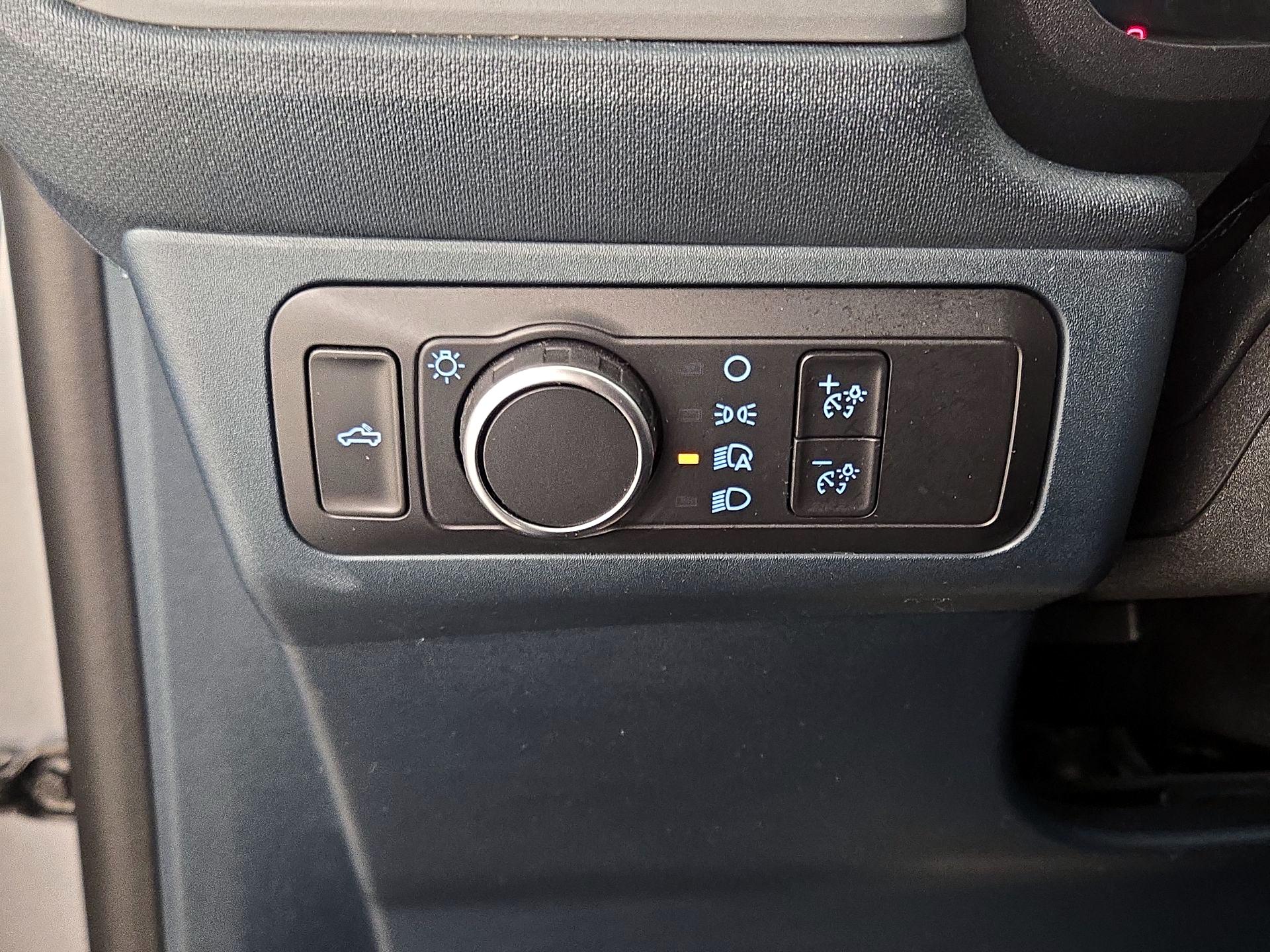 Thumbnail: 2022 Ford Maverick - 13