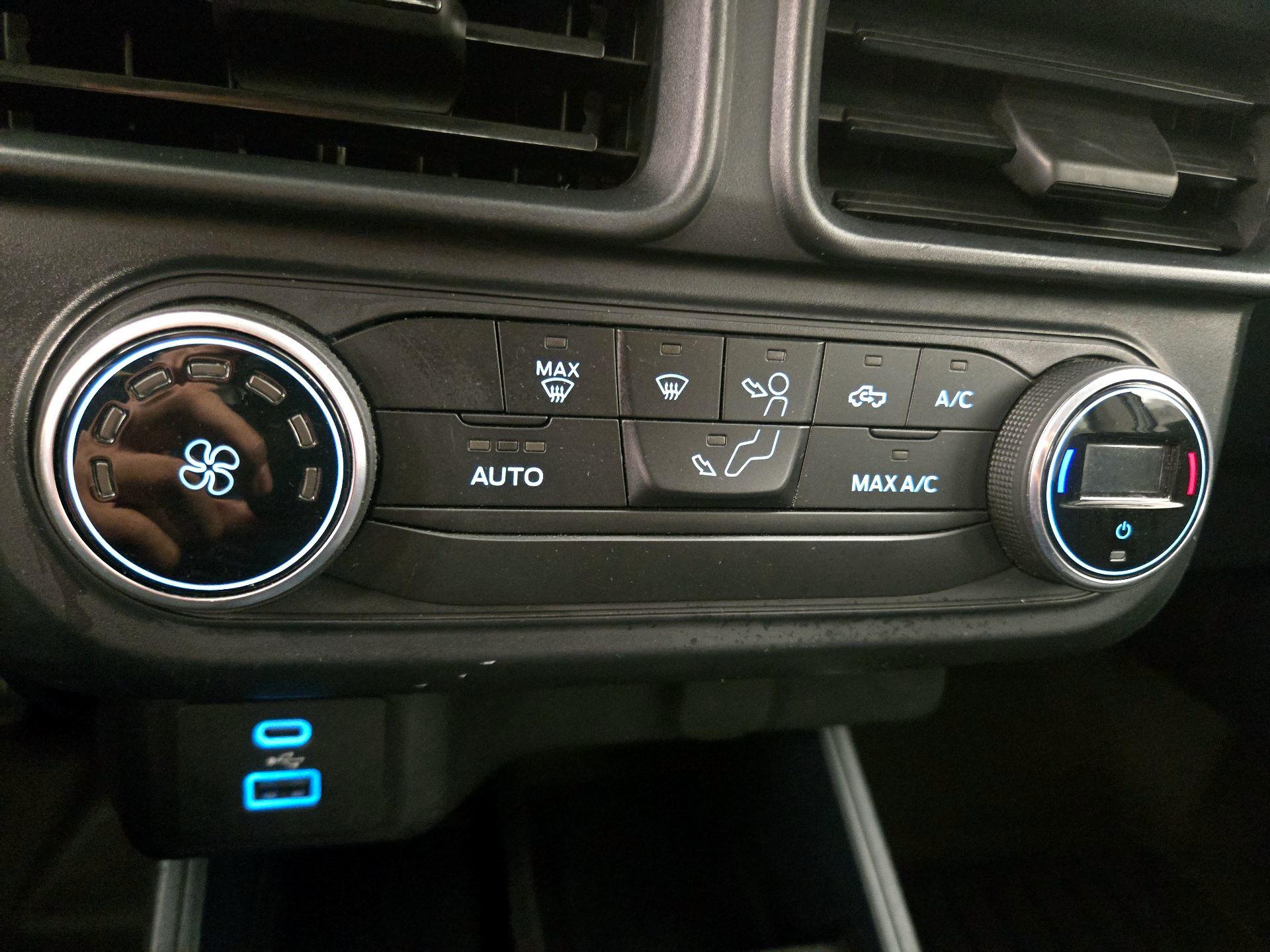 Thumbnail: 2022 Ford Maverick - 16