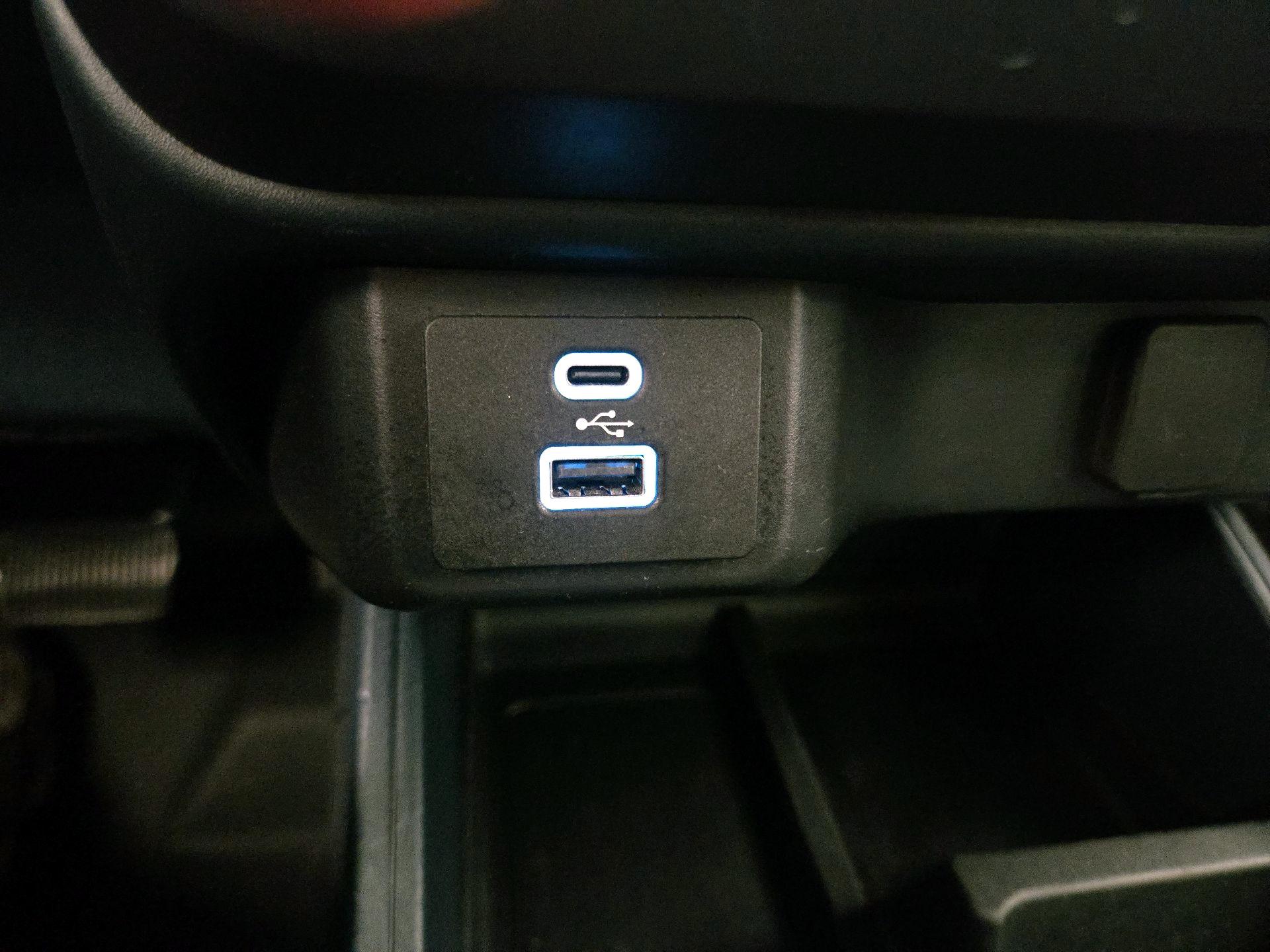 Thumbnail: 2022 Ford Maverick - 18