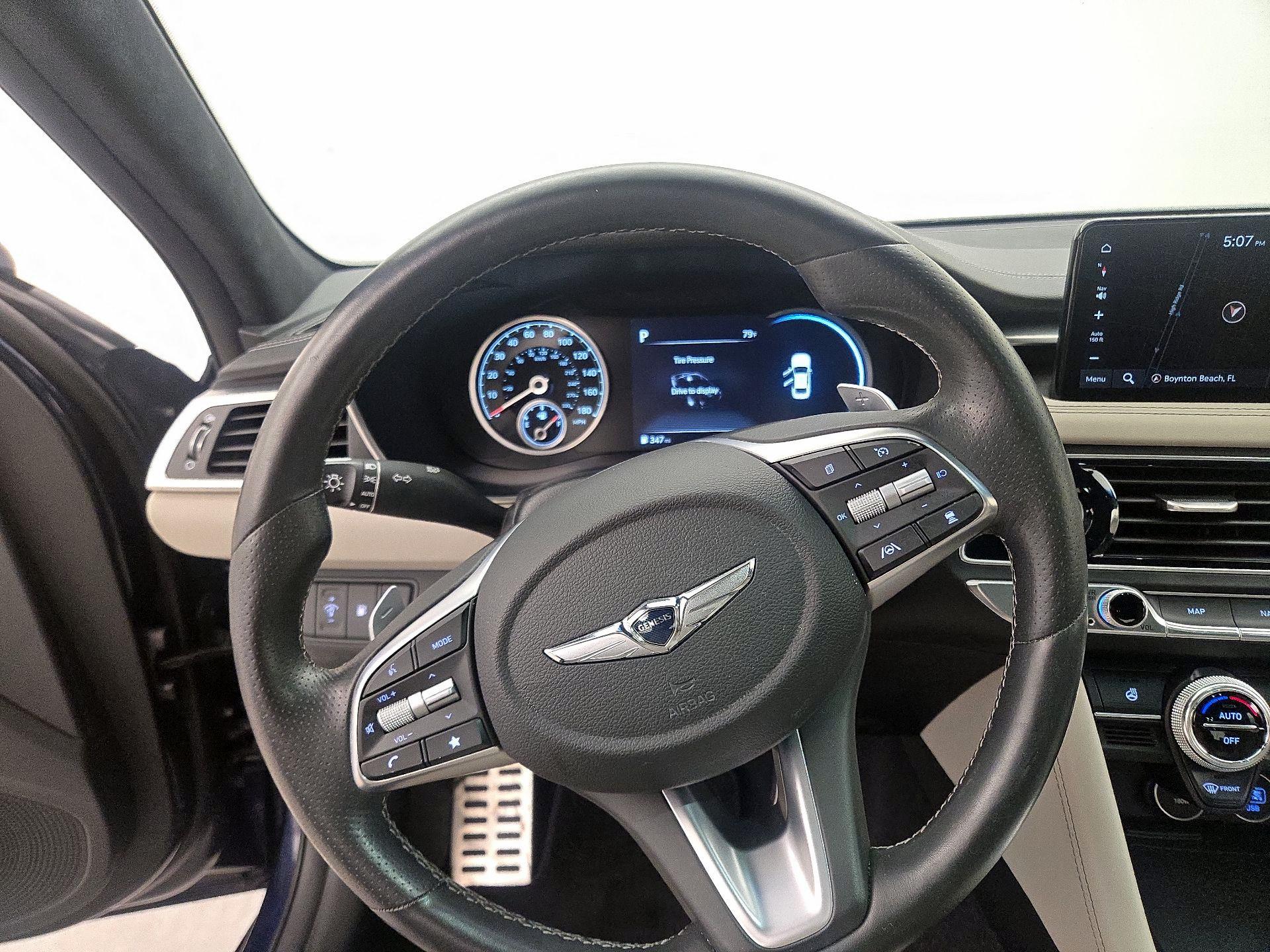 Thumbnail: 2023 Genesis G70 - 10