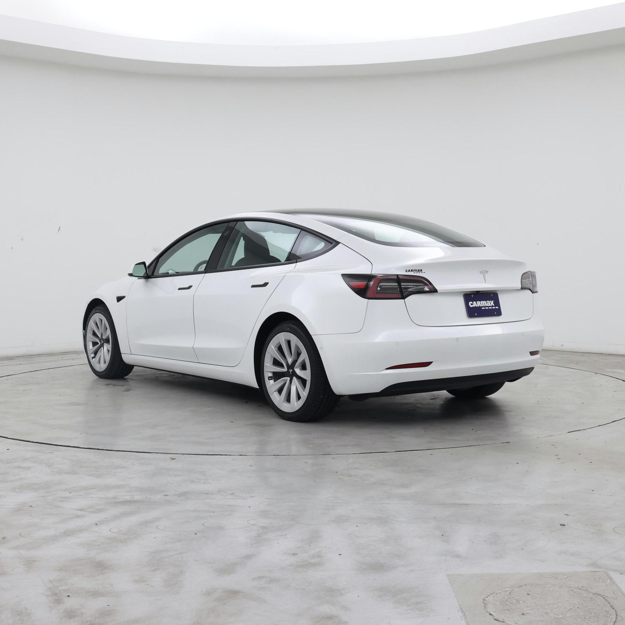 Thumbnail: 2022 Tesla Model 3 - 2