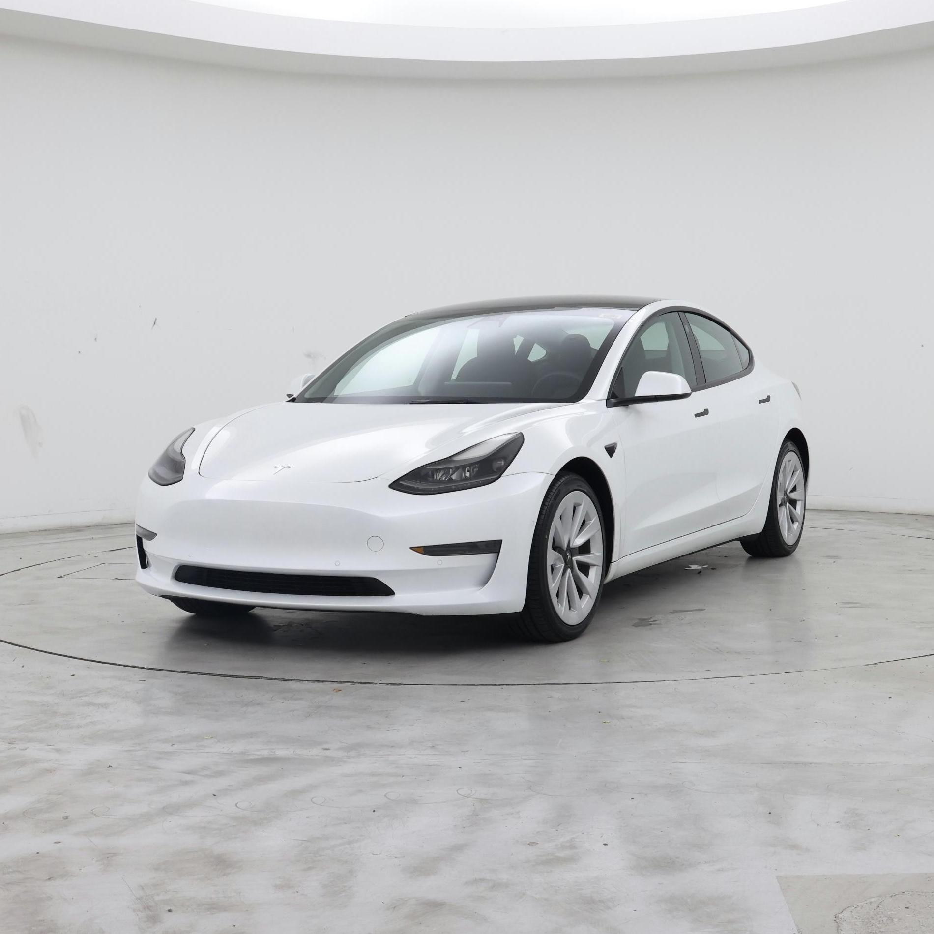 Thumbnail: 2022 Tesla Model 3 - 4
