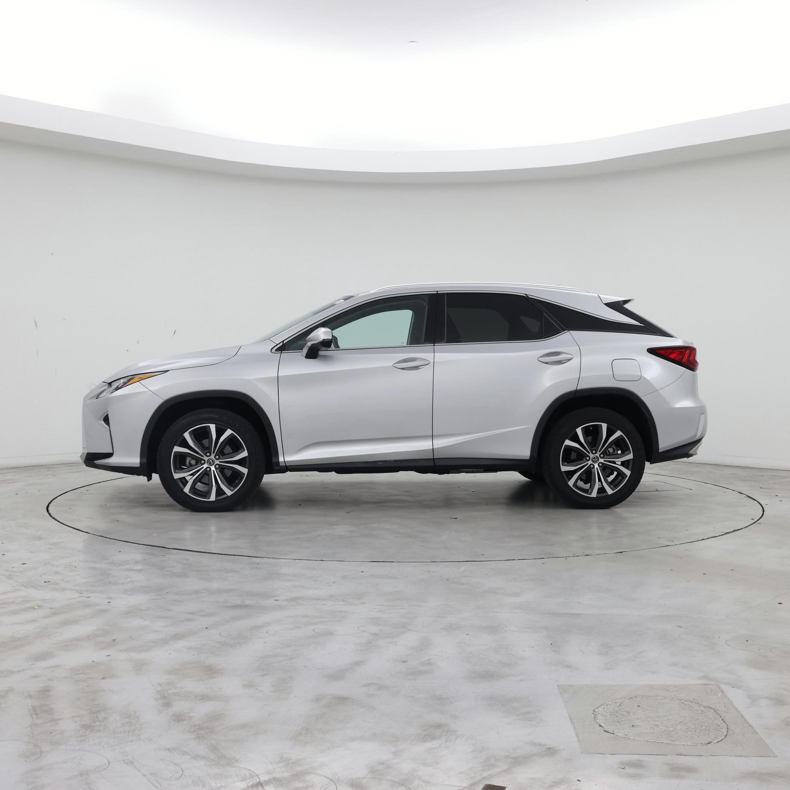 Thumbnail: 2019 Lexus RX - 3