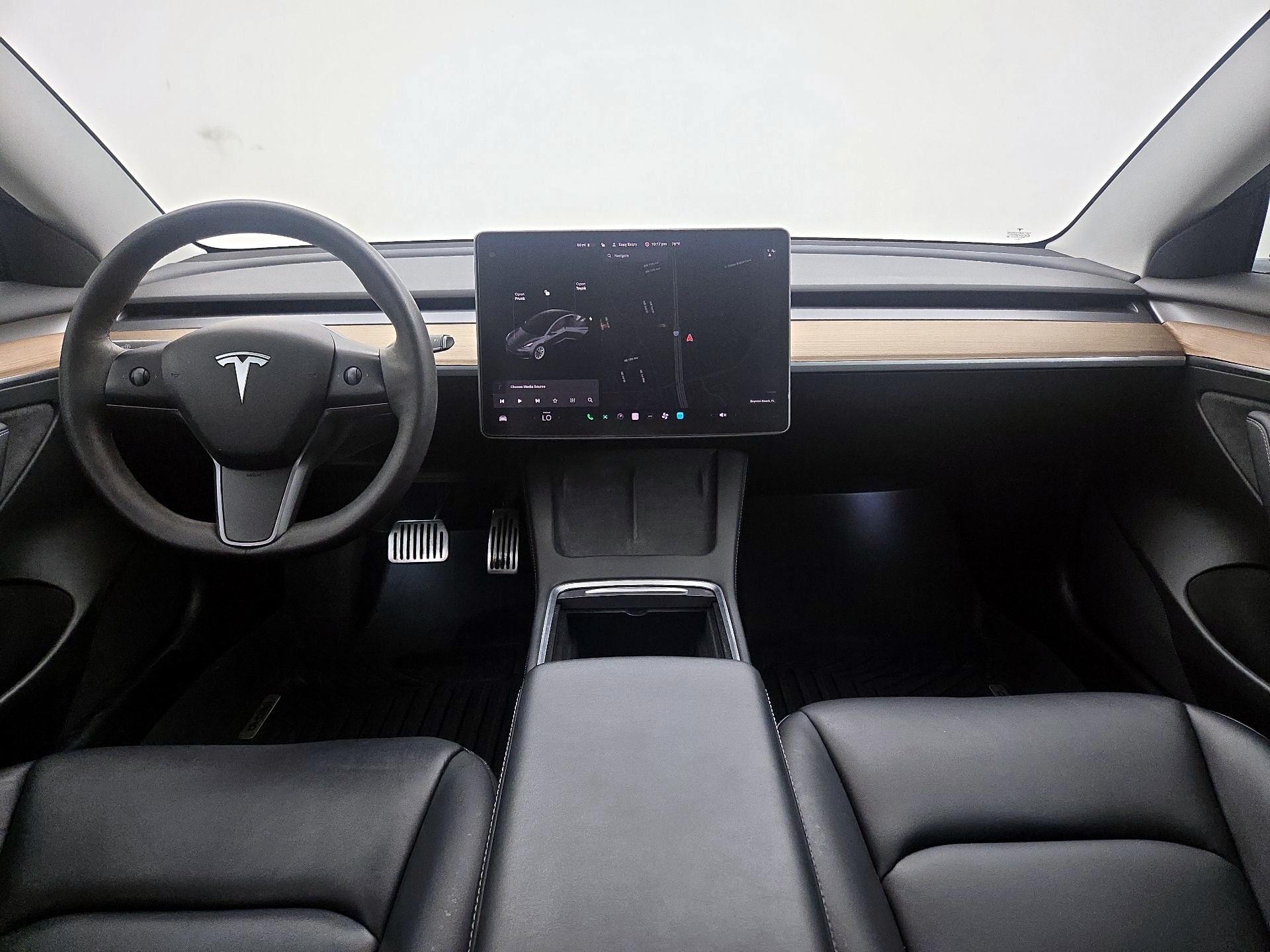 Thumbnail: 2021 Tesla Model 3 - 9
