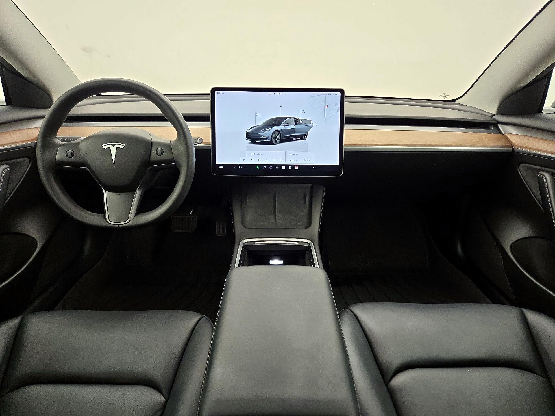 Thumbnail: 2022 Tesla Model 3 - 9