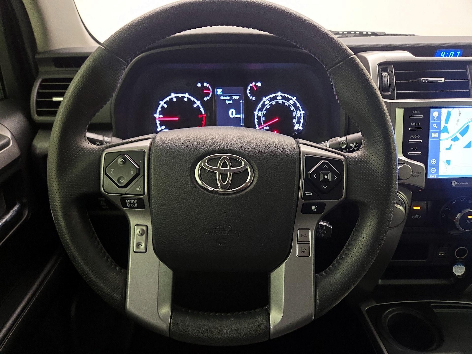 2020 Toyota 4Runner SR5 Premium - Photo 11