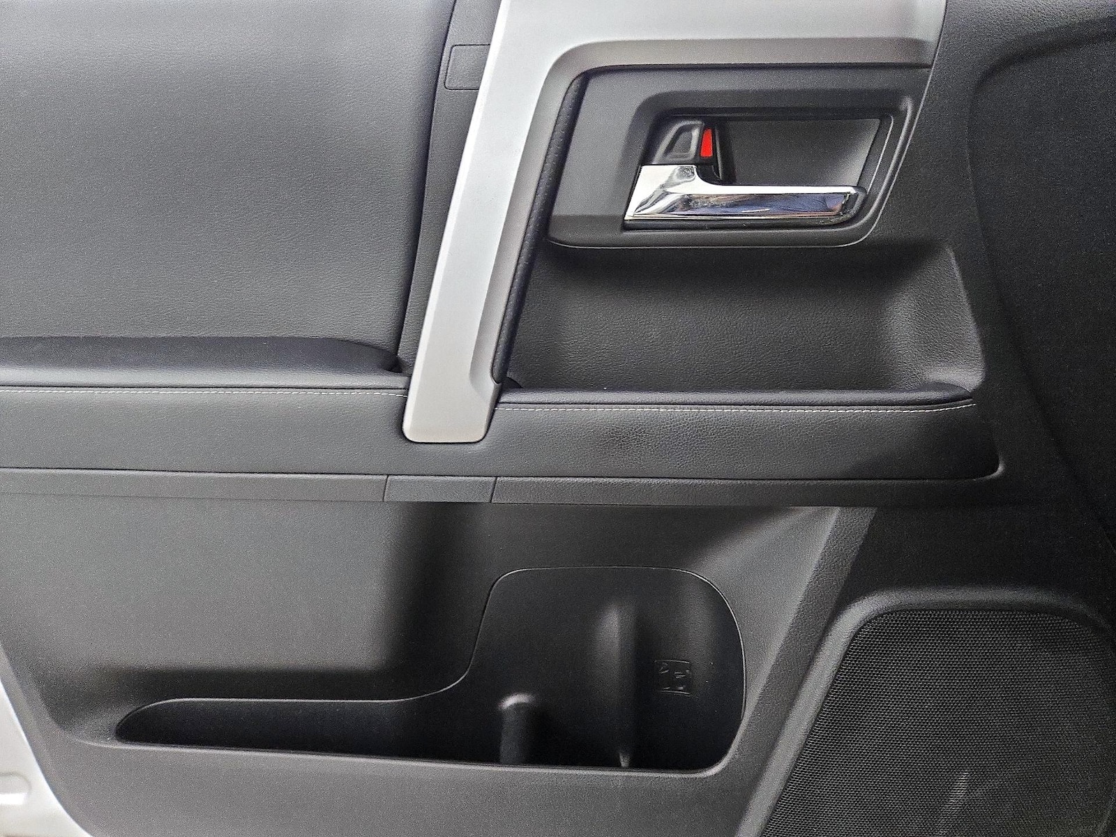 2020 Toyota 4Runner SR5 Premium - Photo 13