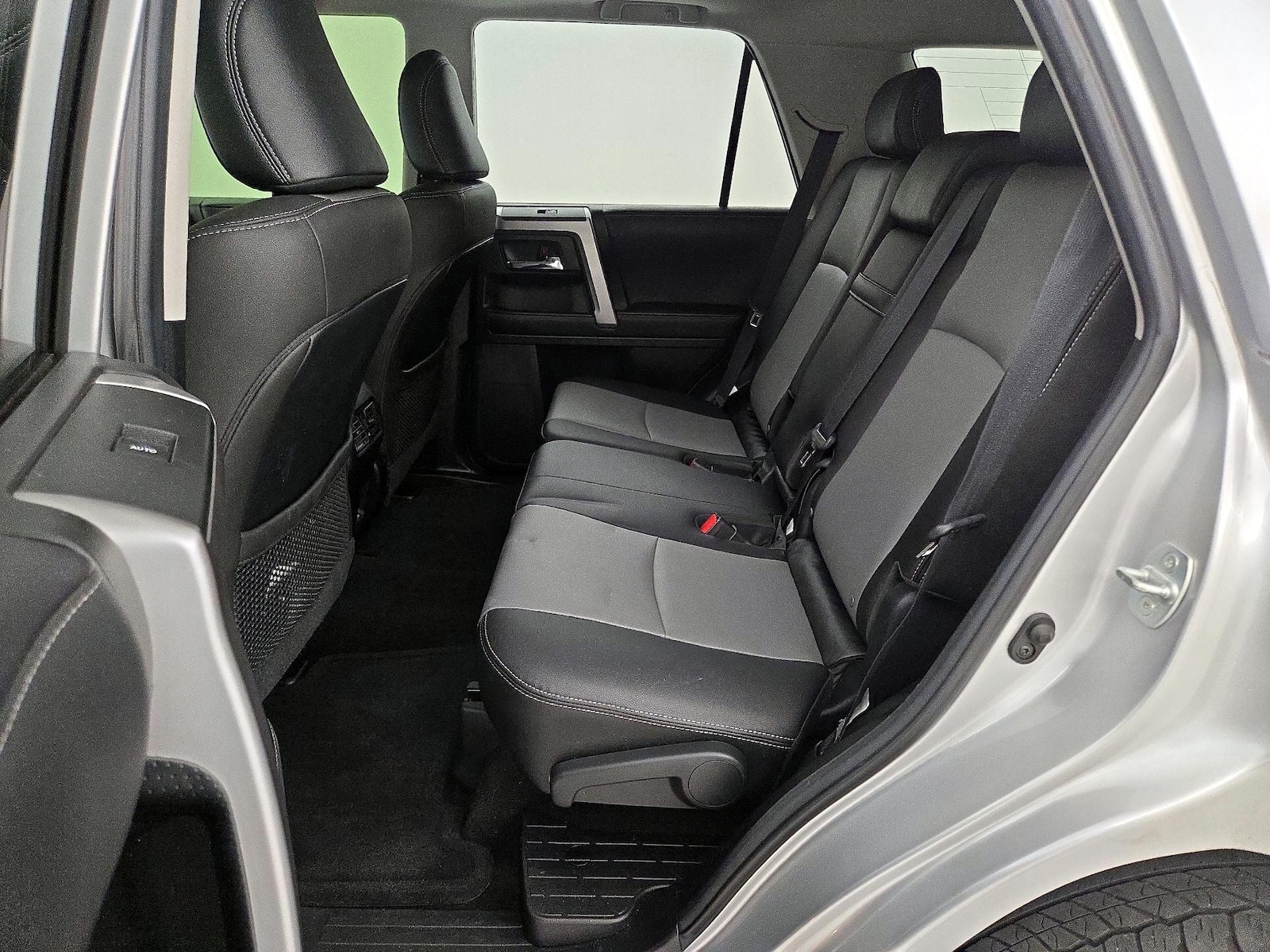 2020 Toyota 4Runner SR5 Premium - Photo 22
