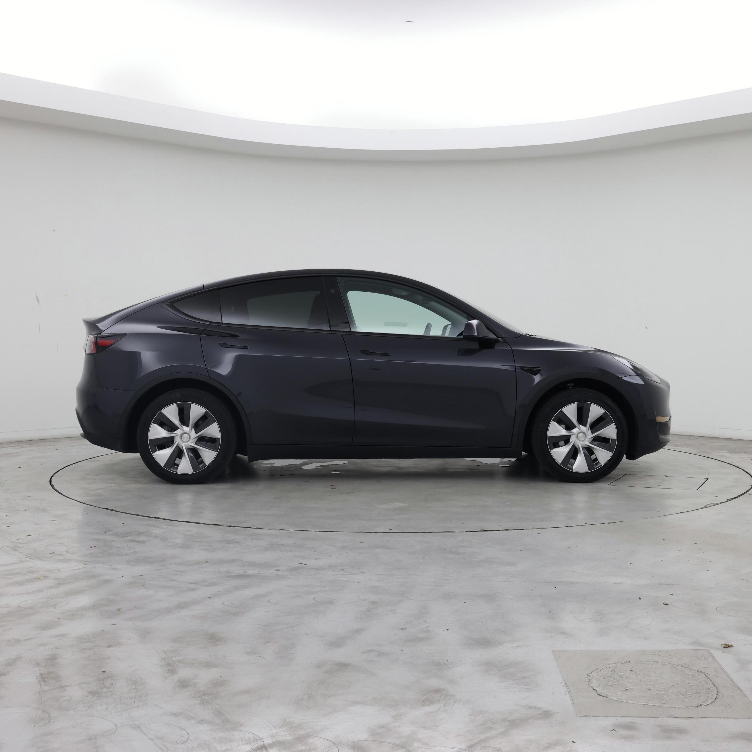 Thumbnail: 2024 Tesla Model Y - 7