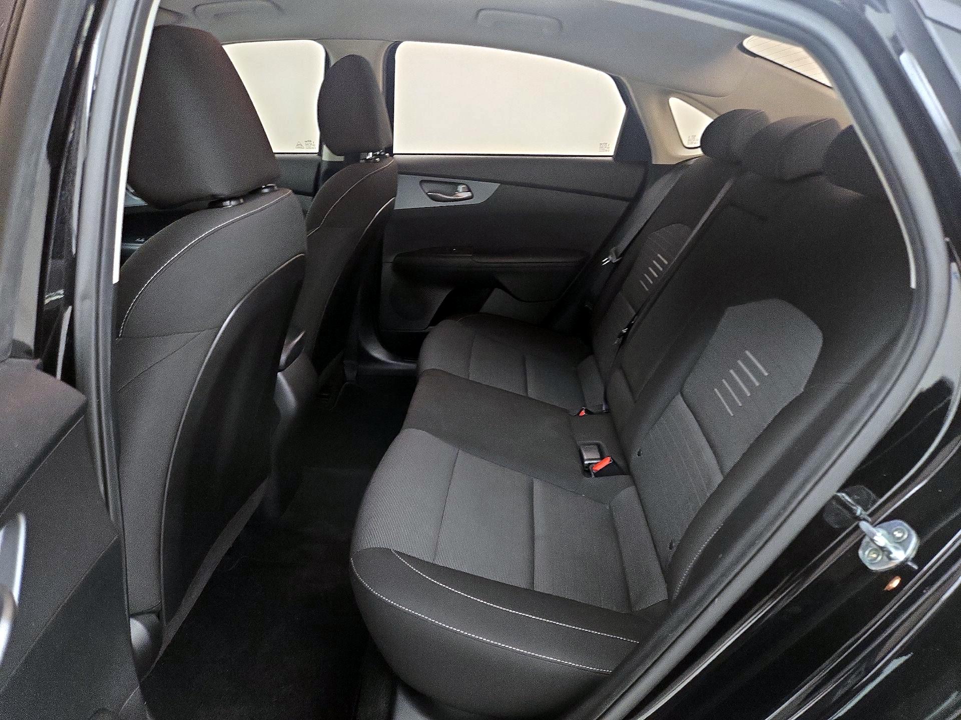 Thumbnail: 2021 Kia Forte - 19