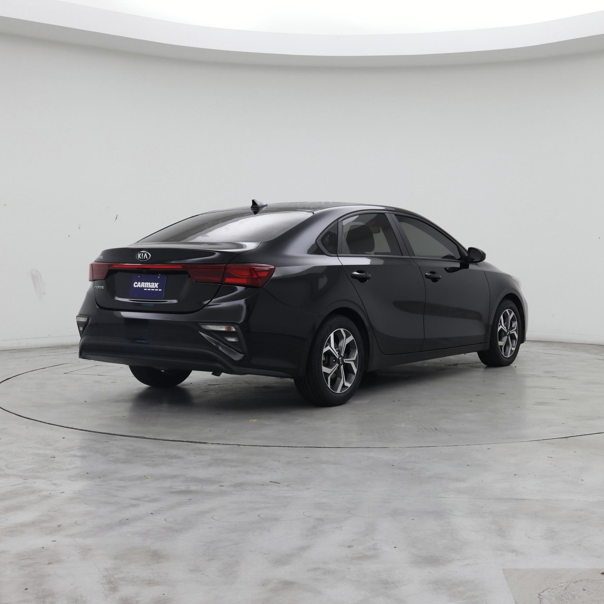Thumbnail: 2021 Kia Forte - 8