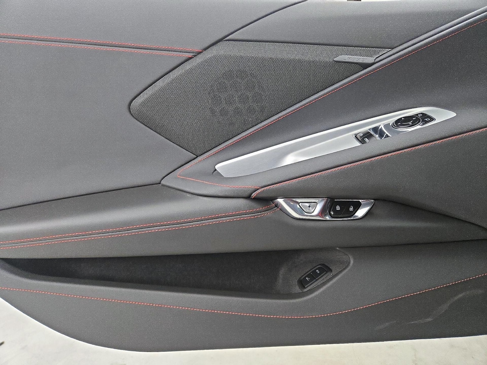 2023 Chevrolet Corvette 1LT - Photo 13