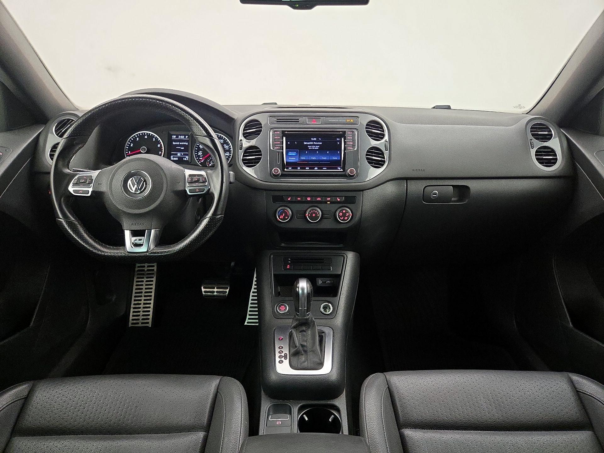 Thumbnail: 2016 Volkswagen Tiguan - 9