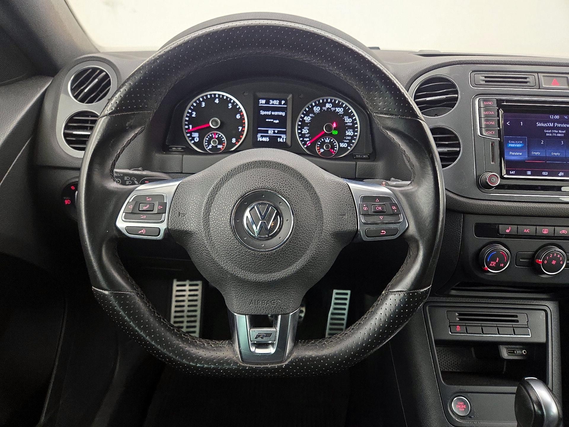 Thumbnail: 2016 Volkswagen Tiguan - 10