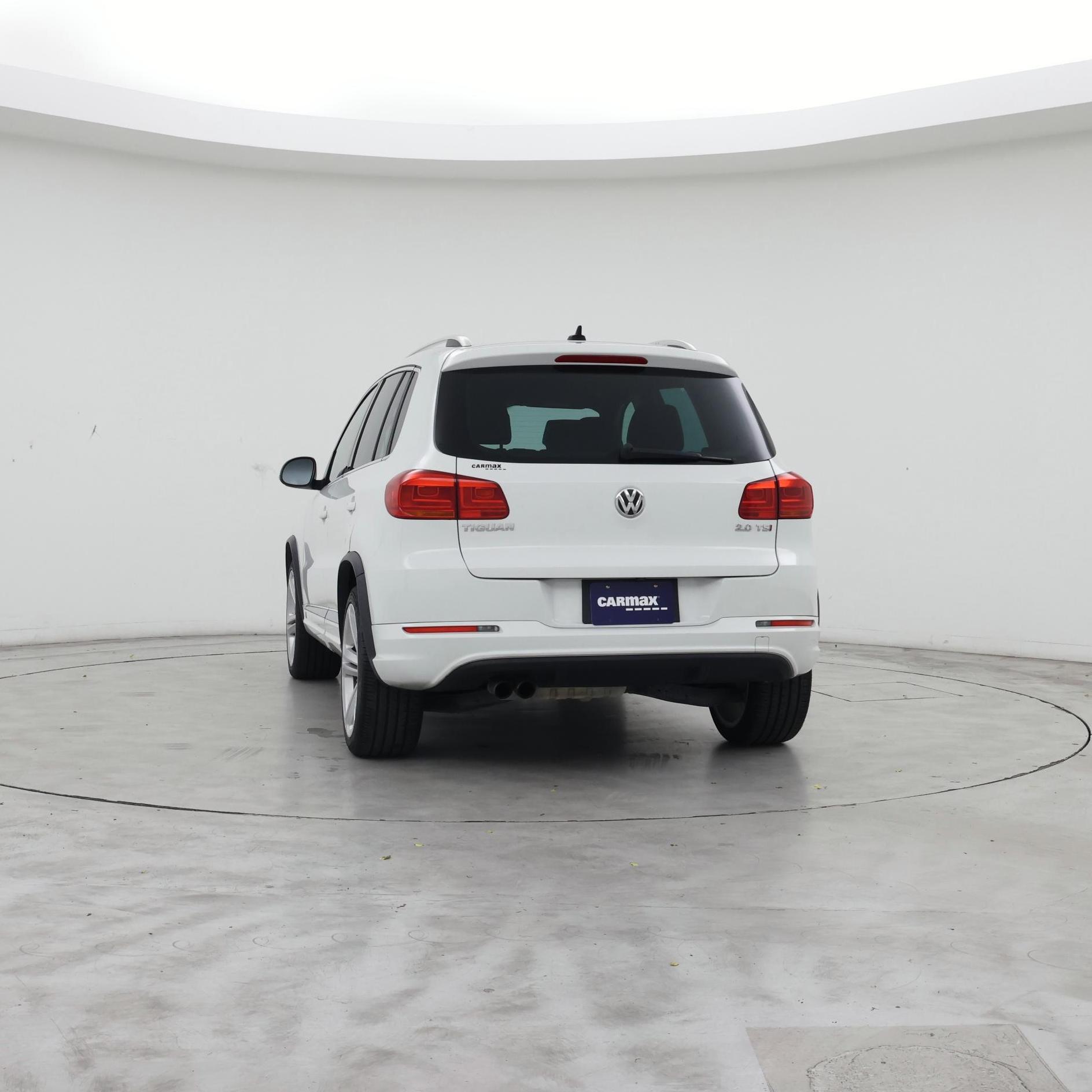 Thumbnail: 2016 Volkswagen Tiguan - 6