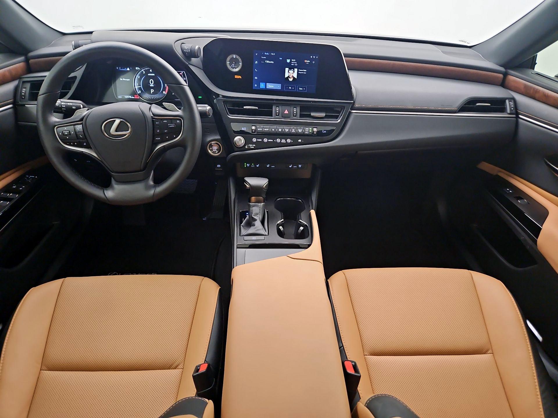 Thumbnail: 2025 Lexus ES - 9