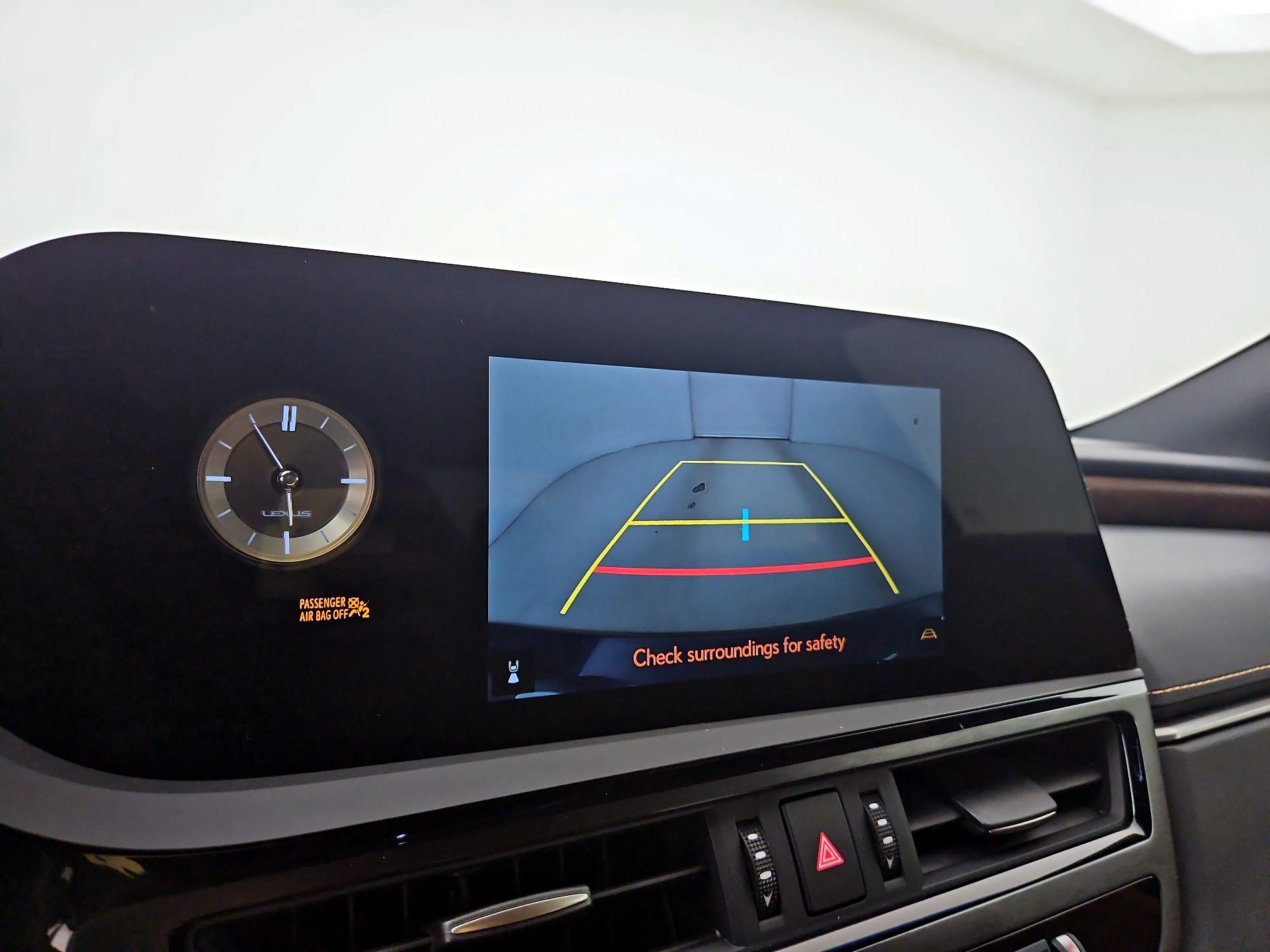 Thumbnail: 2025 Lexus ES - 14