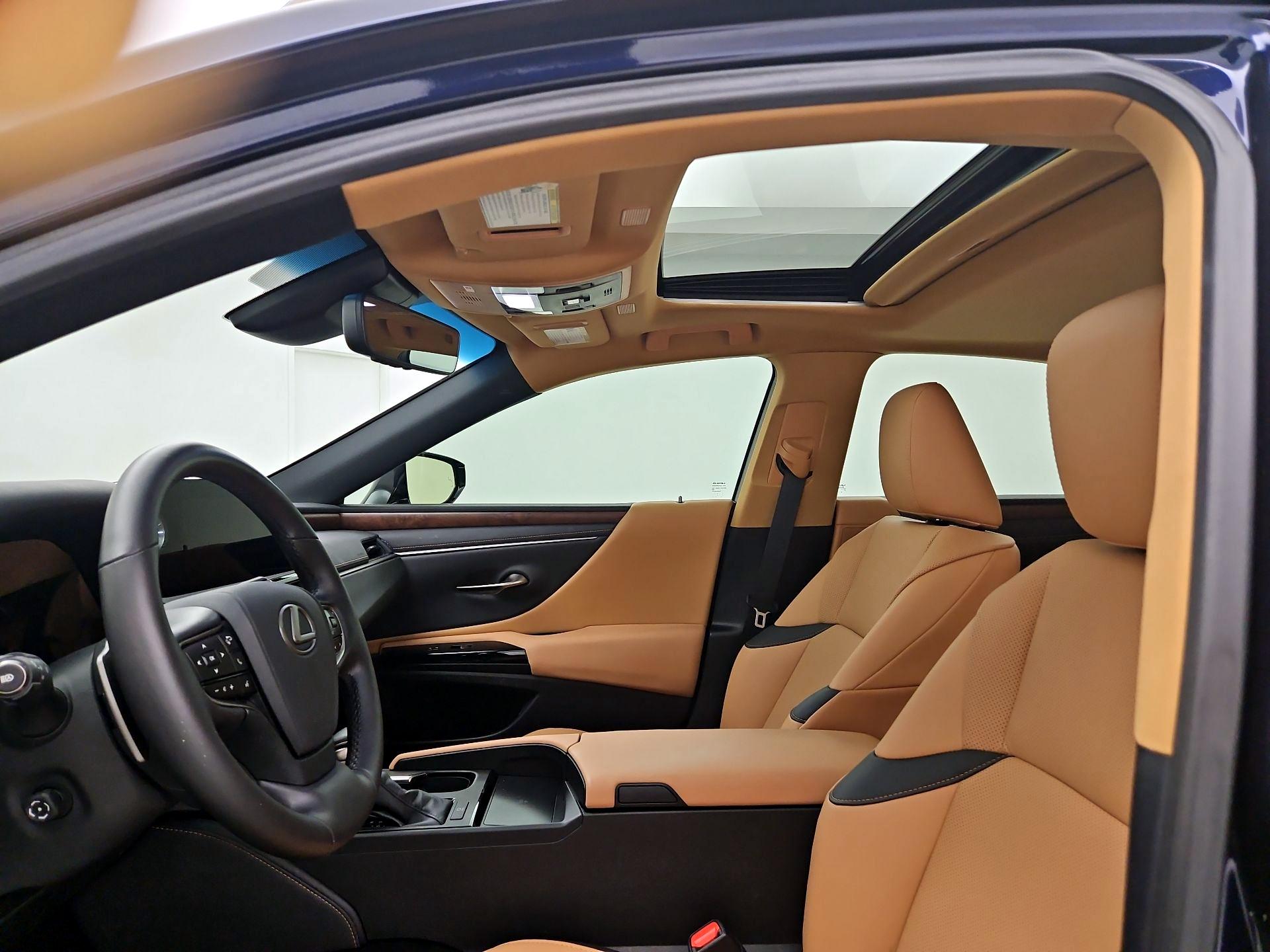 Thumbnail: 2025 Lexus ES - 19