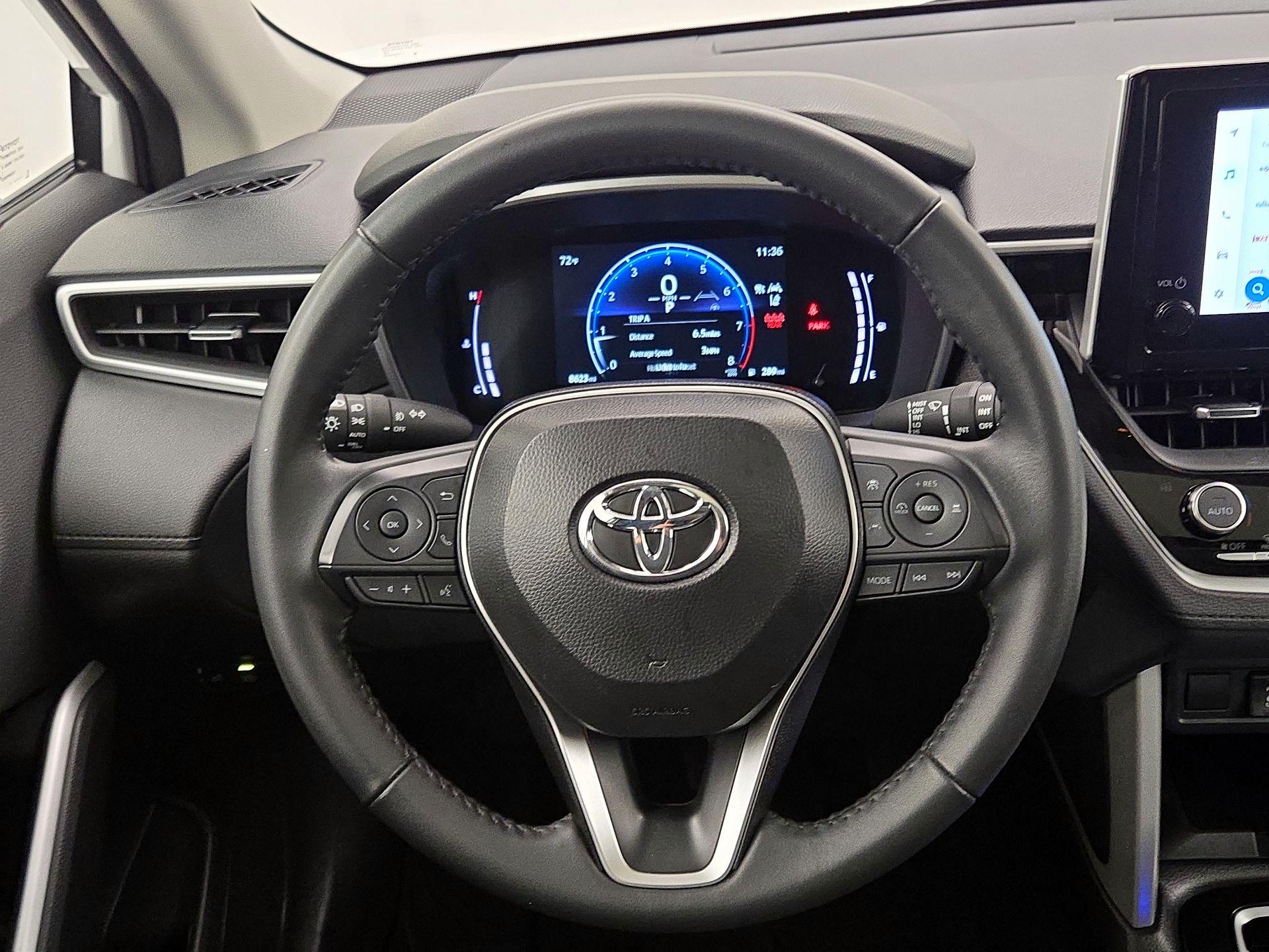 Thumbnail: 2025 Toyota Corolla Cross - 10