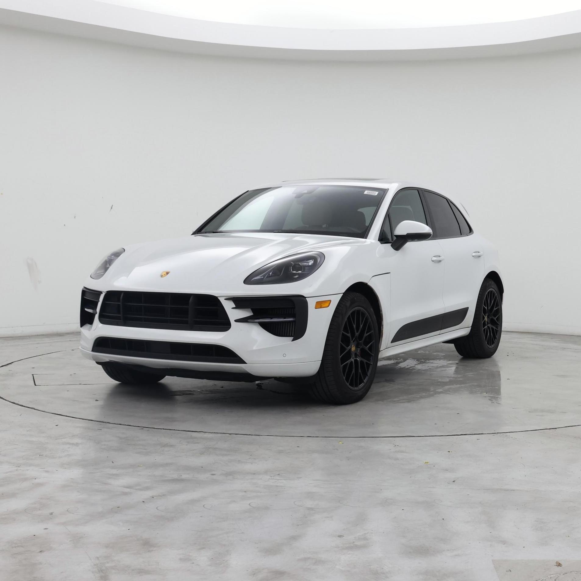 Thumbnail: 2021 Porsche Macan - 4