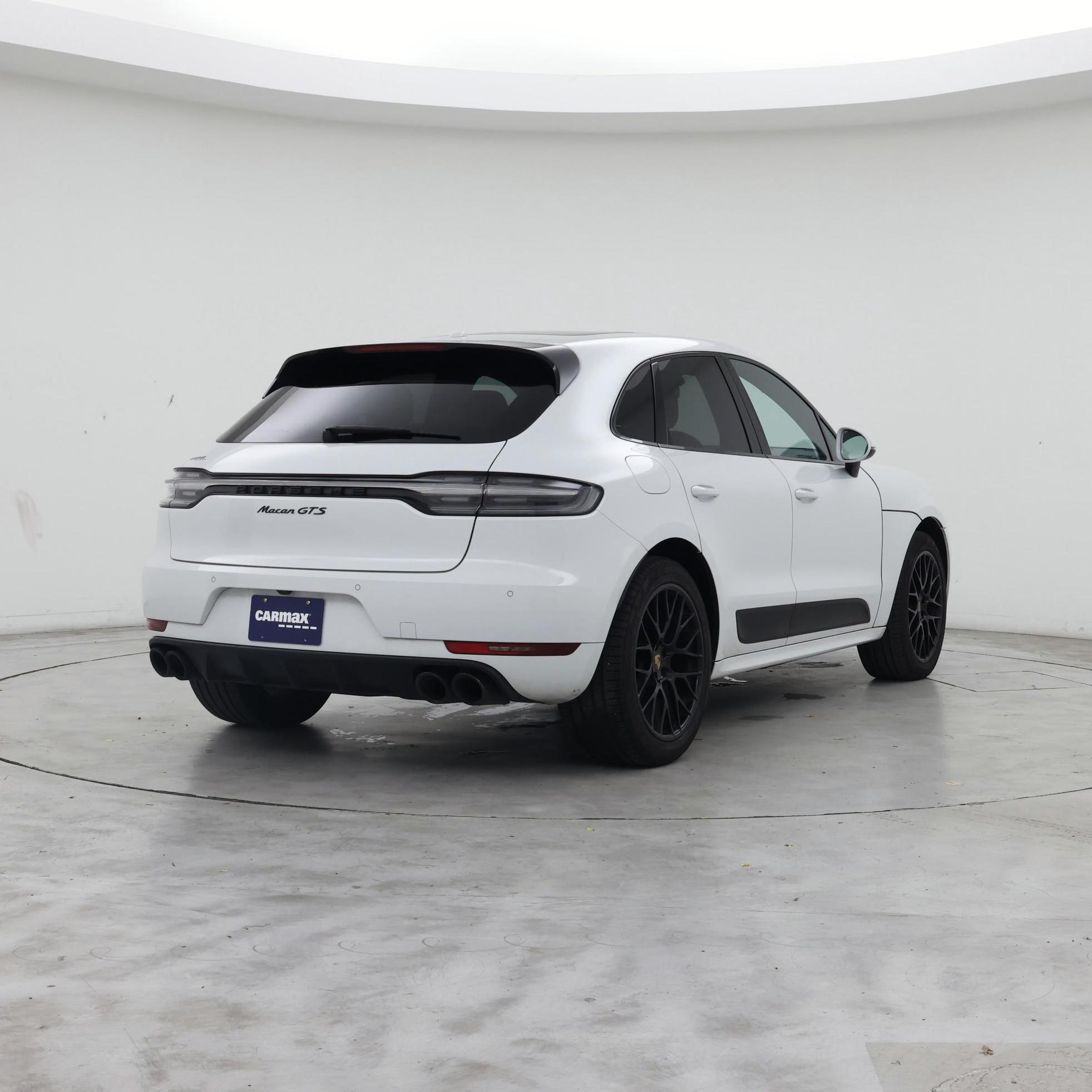 Thumbnail: 2021 Porsche Macan - 8