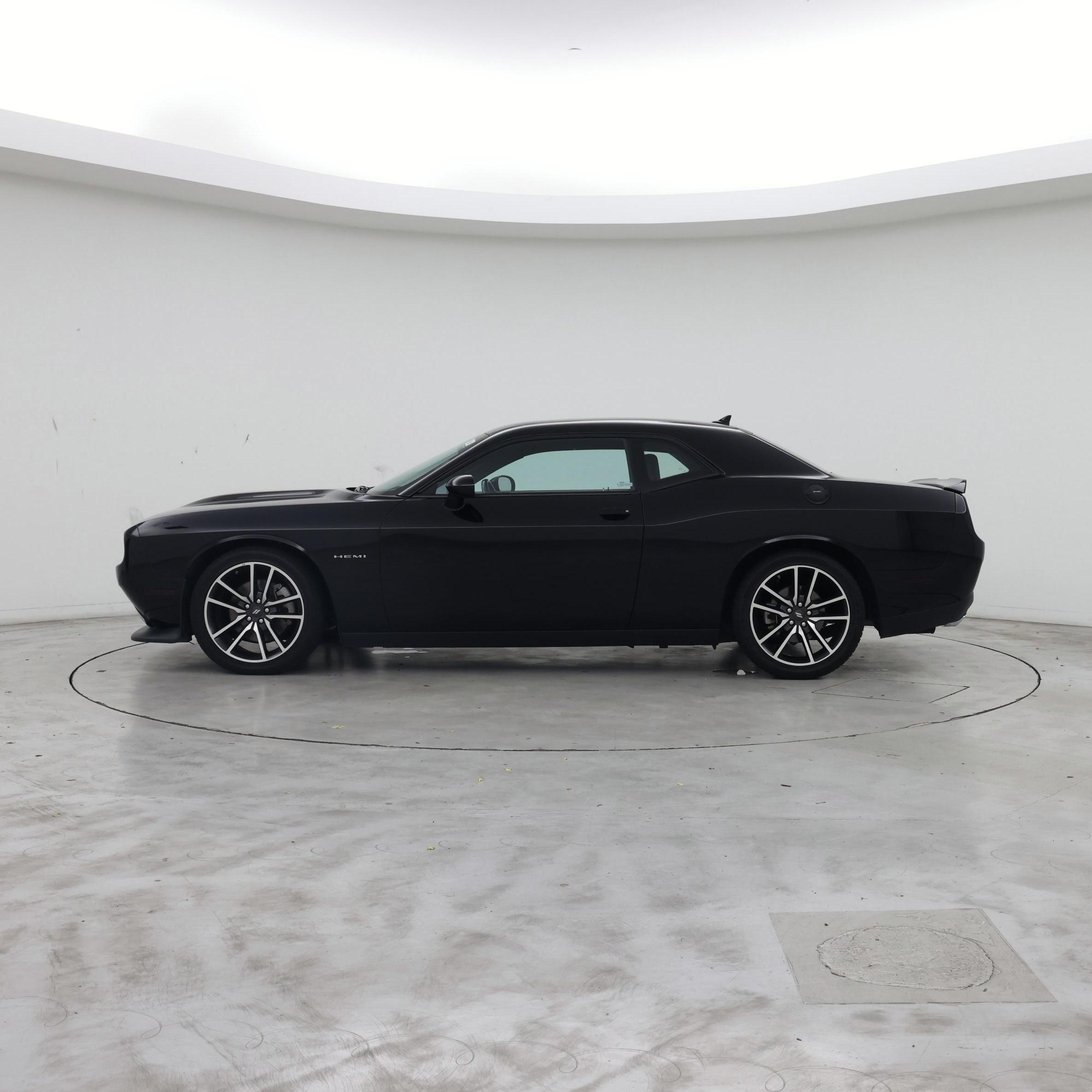Thumbnail: 2022 Dodge Challenger - 3