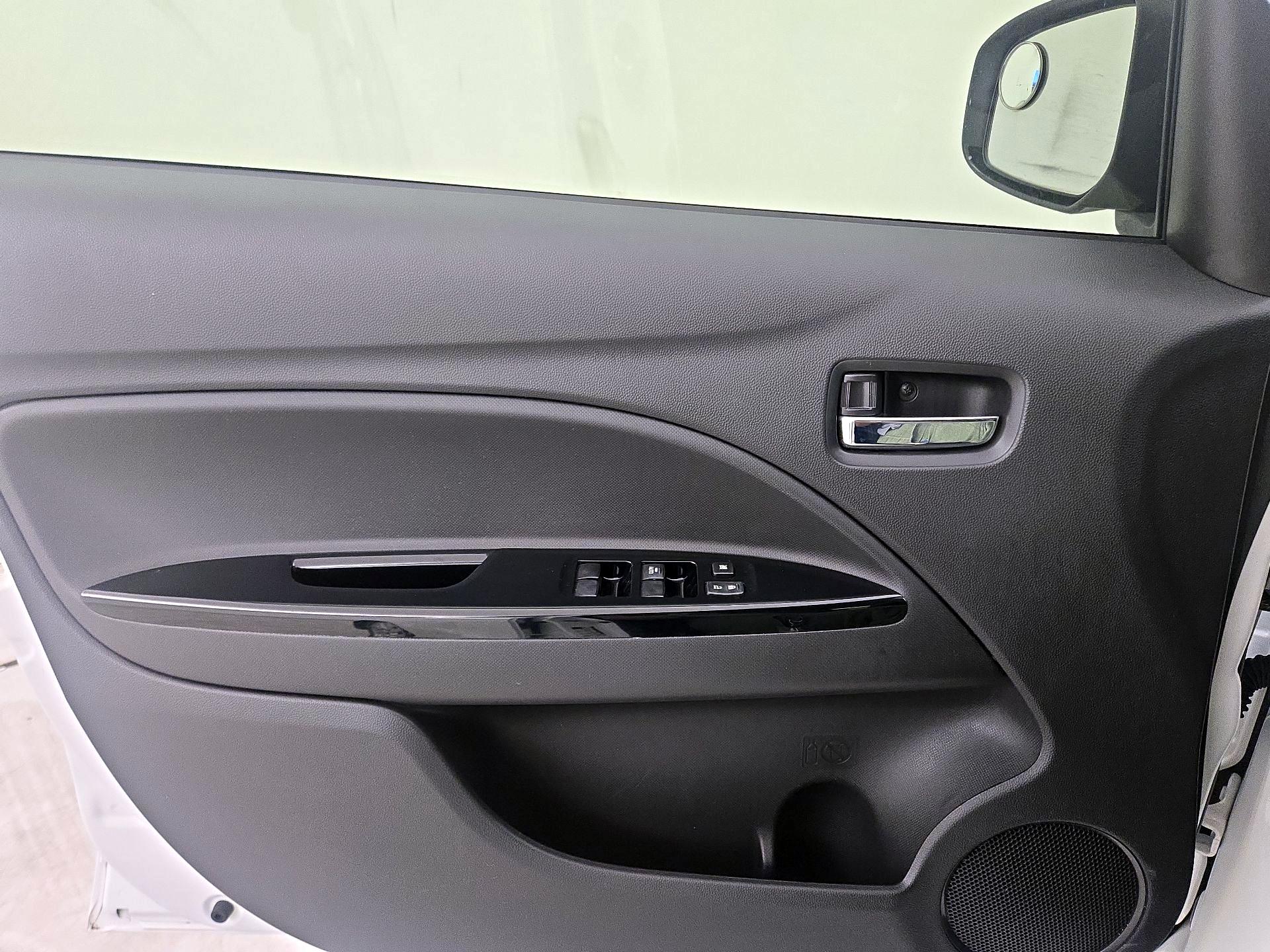 Thumbnail: 2018 Mitsubishi Mirage - 12