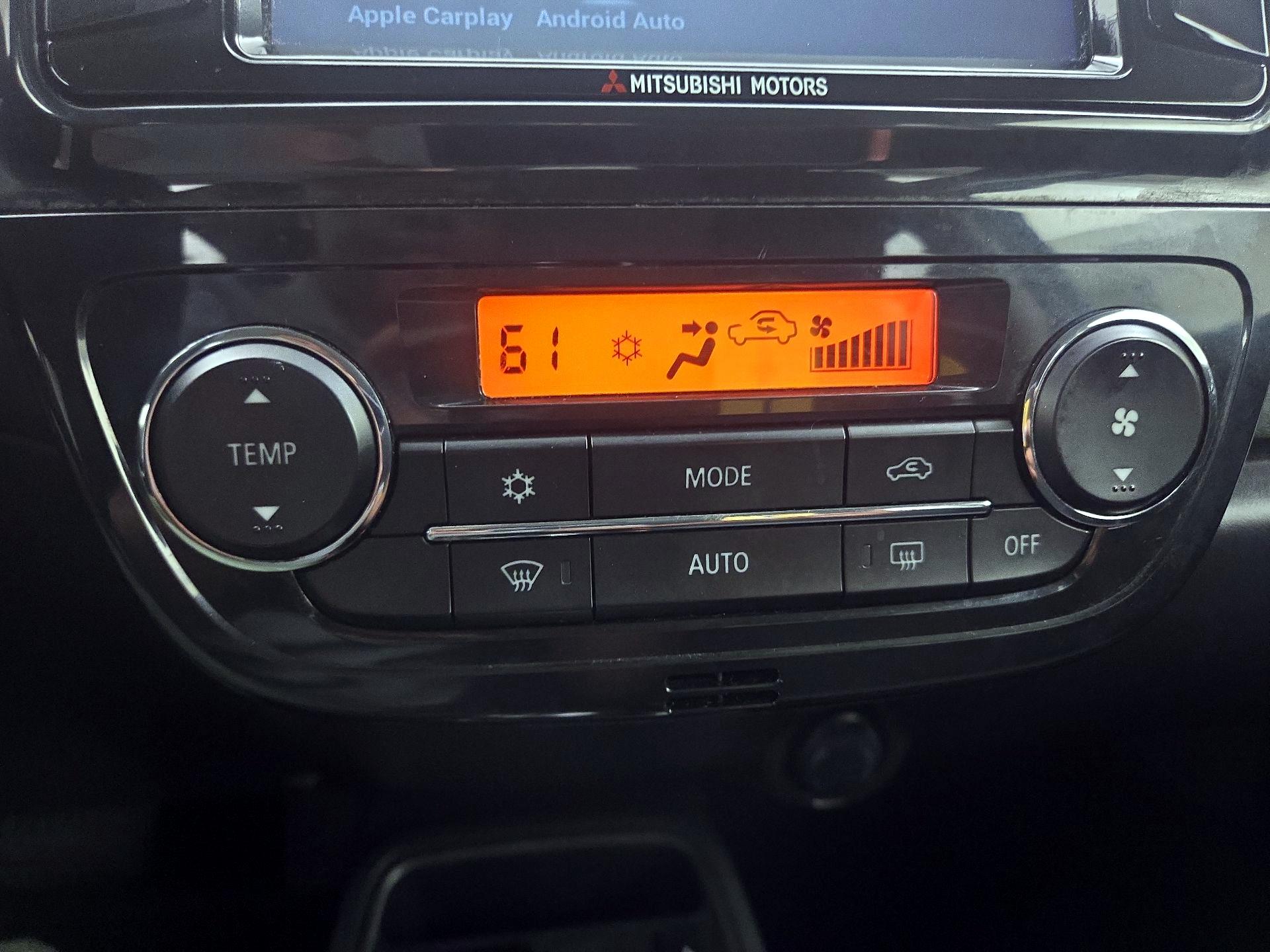 Thumbnail: 2018 Mitsubishi Mirage - 16