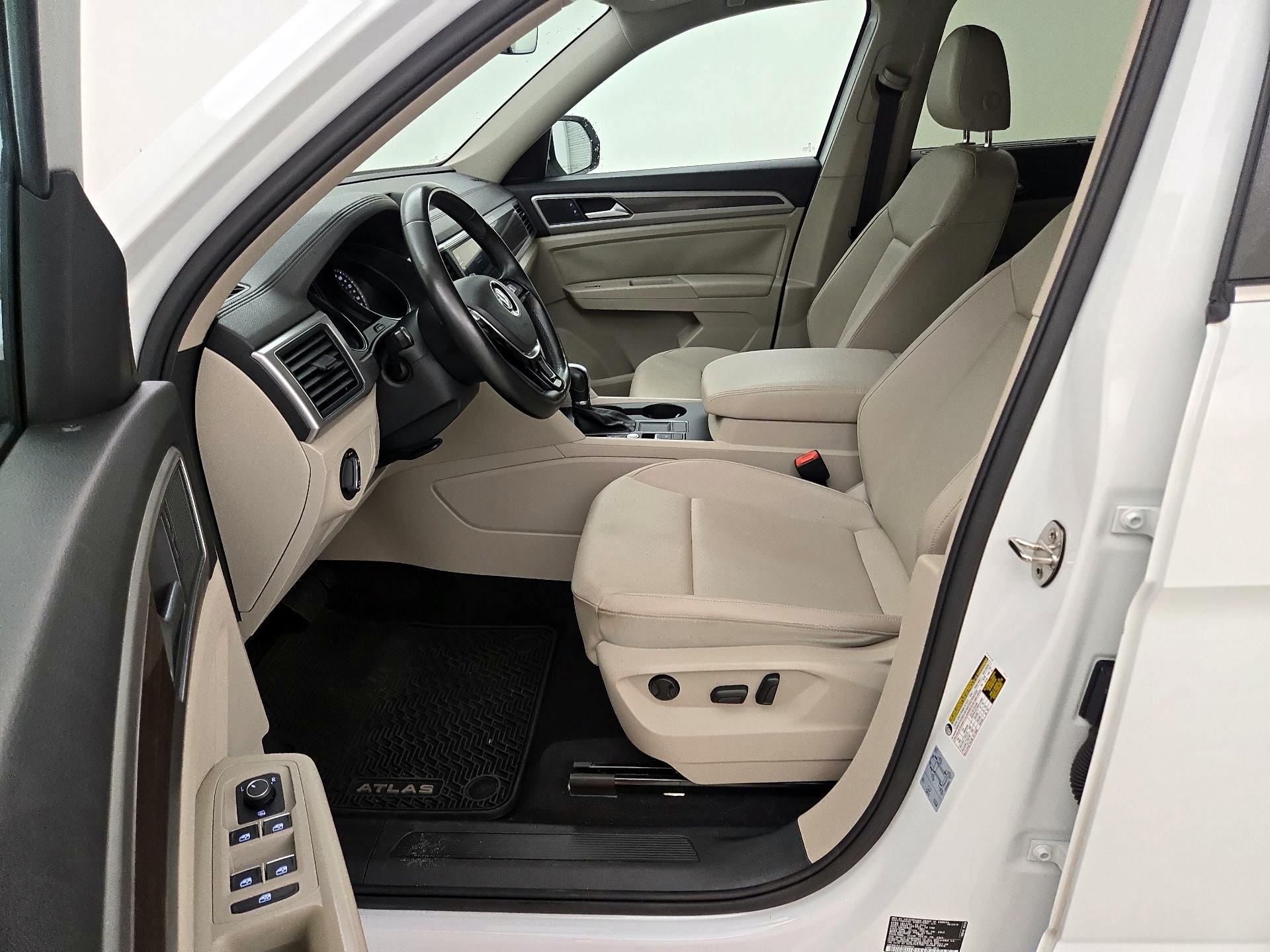 Thumbnail: 2019 Volkswagen Atlas - 11