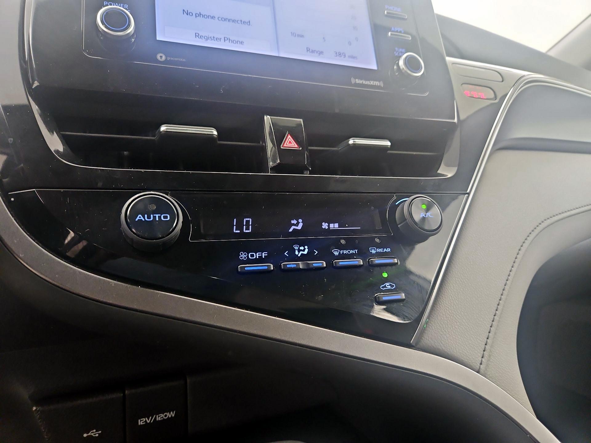 Thumbnail: 2021 Toyota Camry - 16