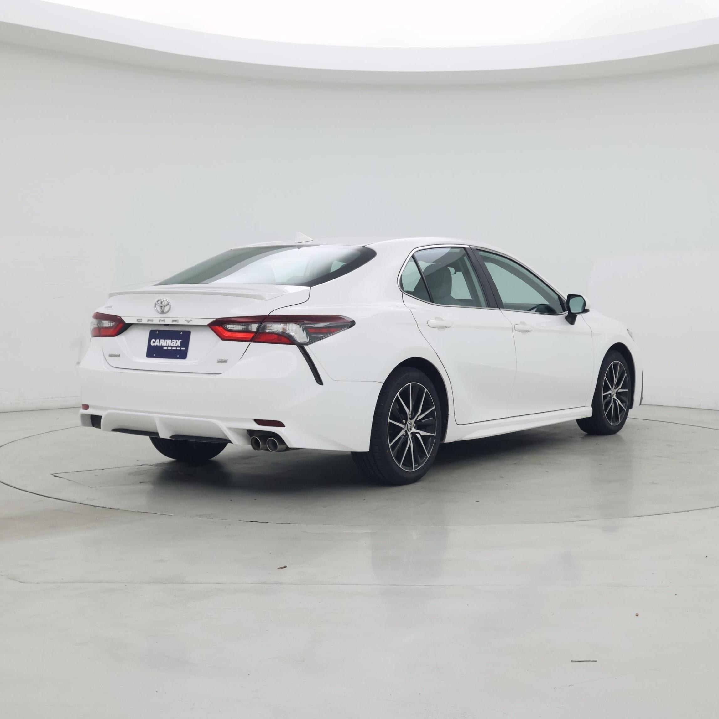Thumbnail: 2021 Toyota Camry - 8