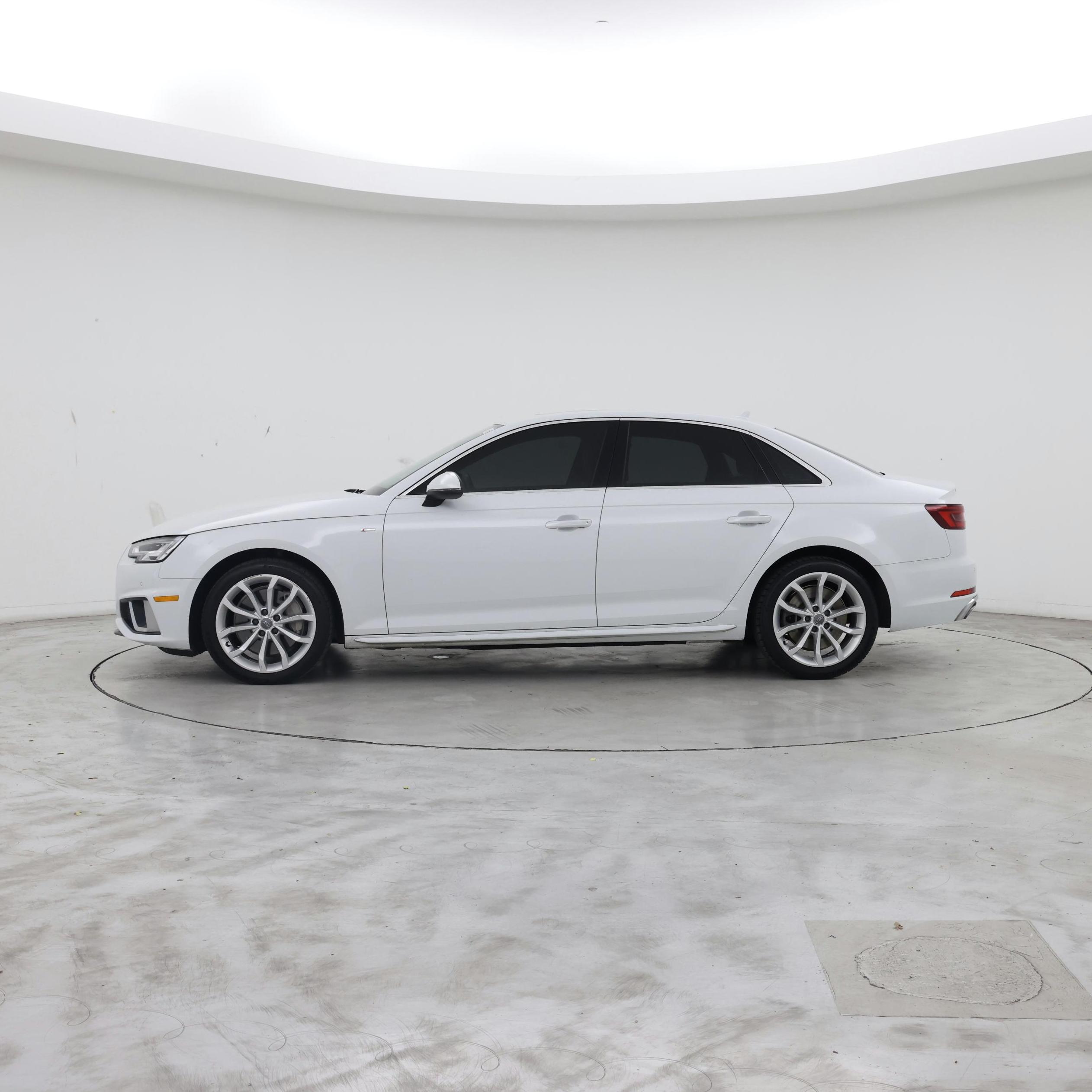 Thumbnail: 2019 Audi A4 - 3